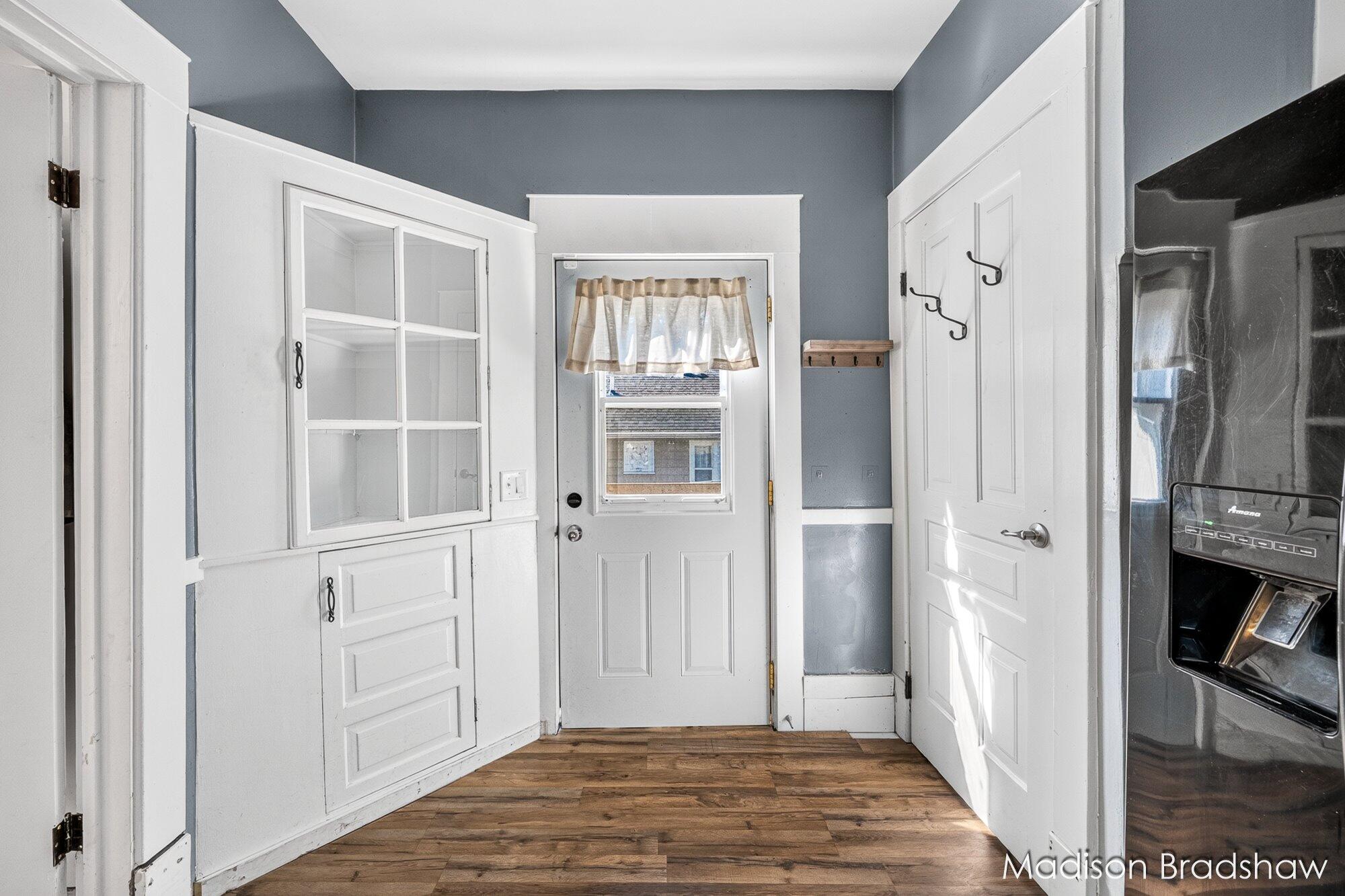 2080 Swensberg Avenue NE Grand Rapids MI 49505