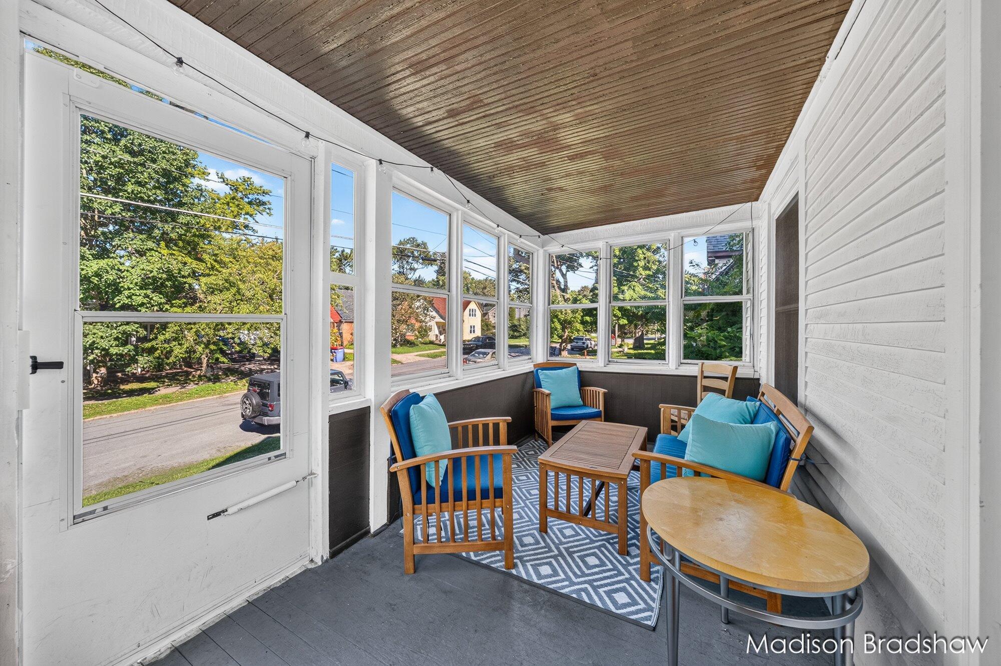 2080 Swensberg Avenue NE Grand Rapids MI 49505