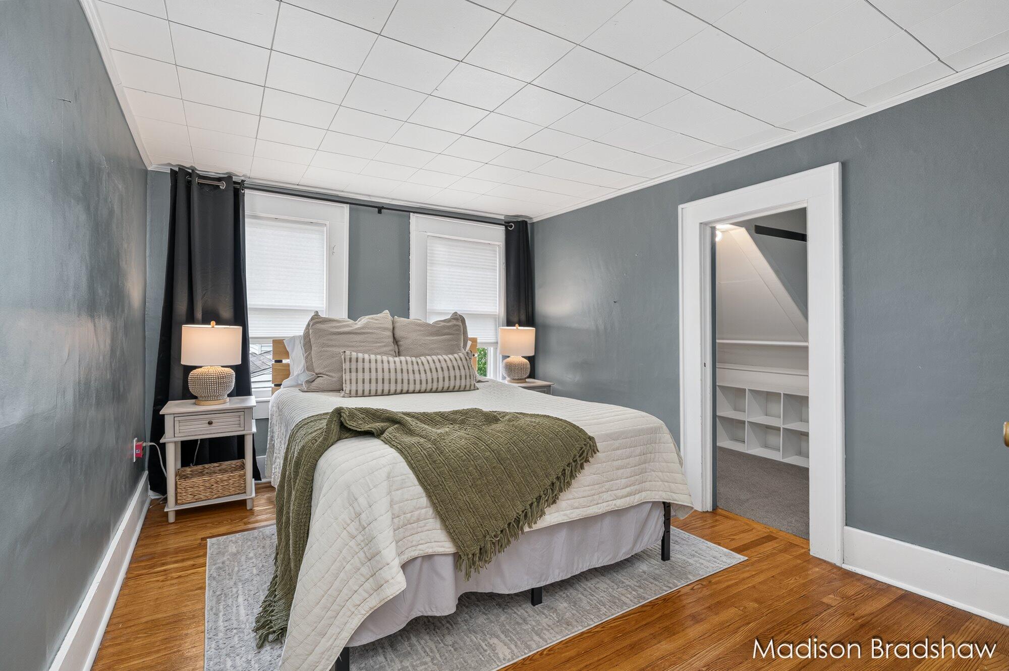 2070 Monroe Avenue NW Grand Rapids MI 49505