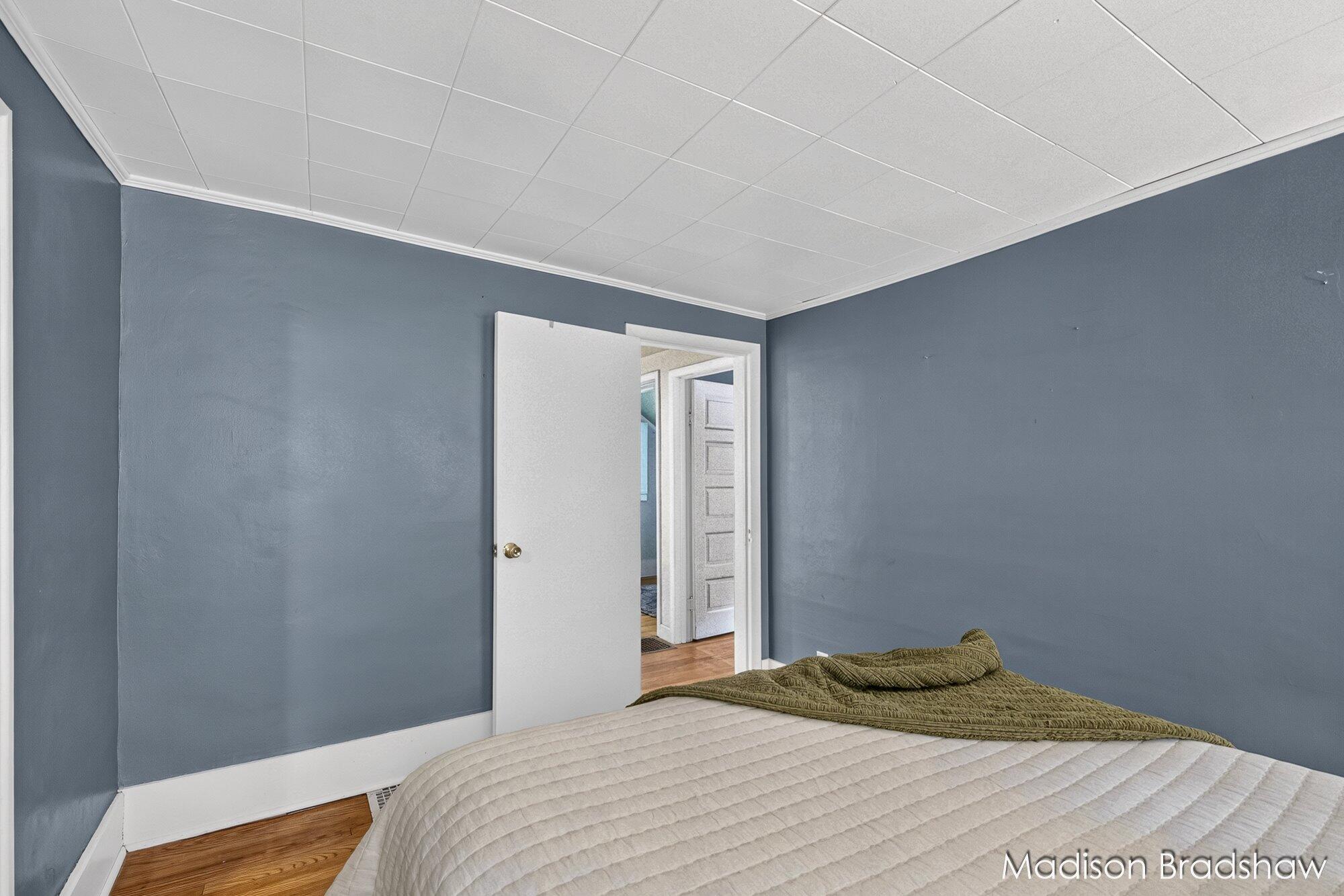 2070 Monroe Avenue NW Grand Rapids MI 49505