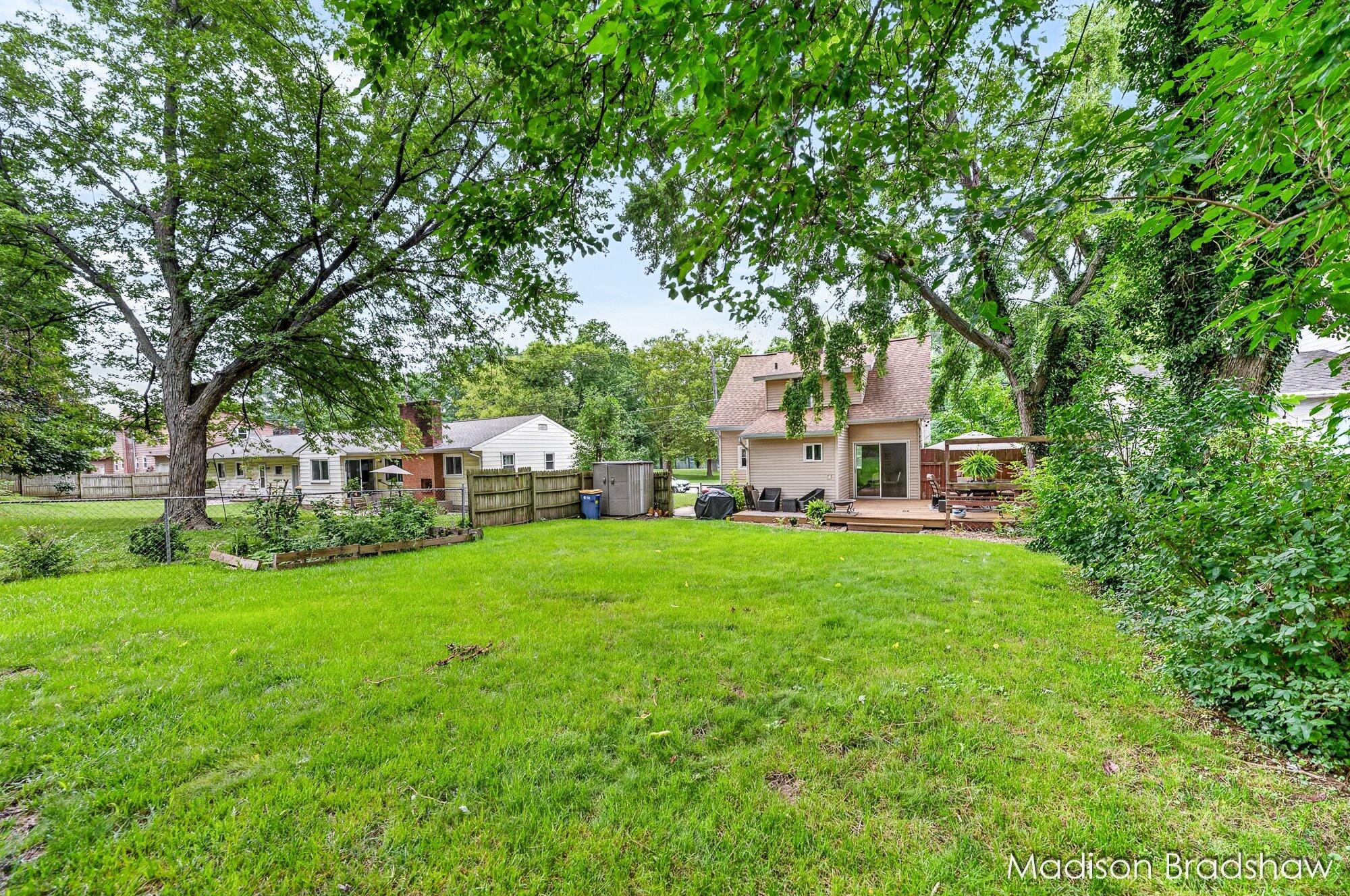 2070 Monroe Avenue NW Grand Rapids MI 49505