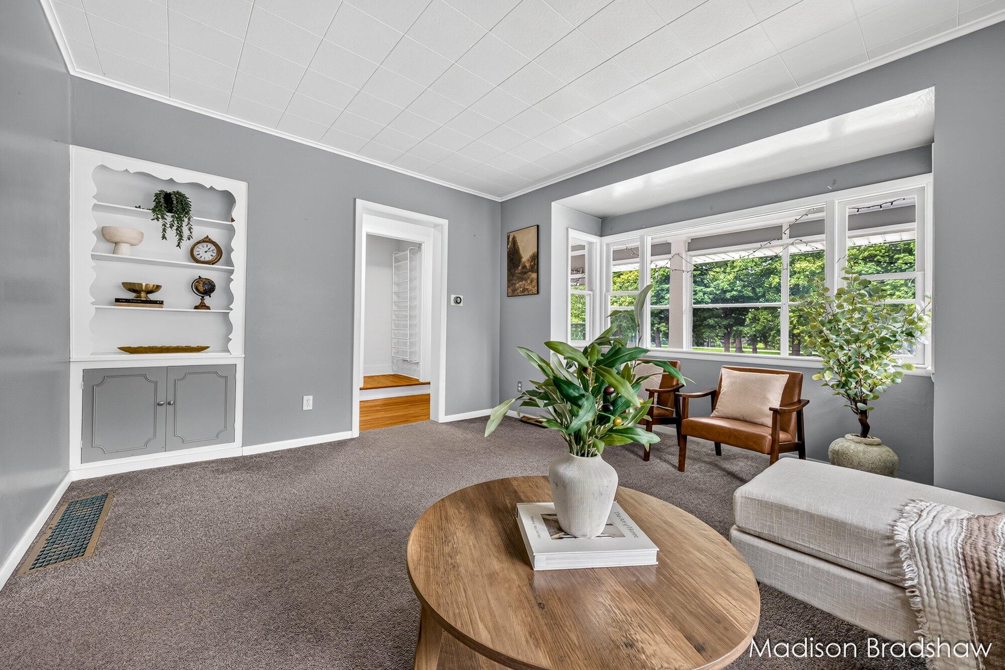 2070 Monroe Avenue NW Grand Rapids MI 49505
