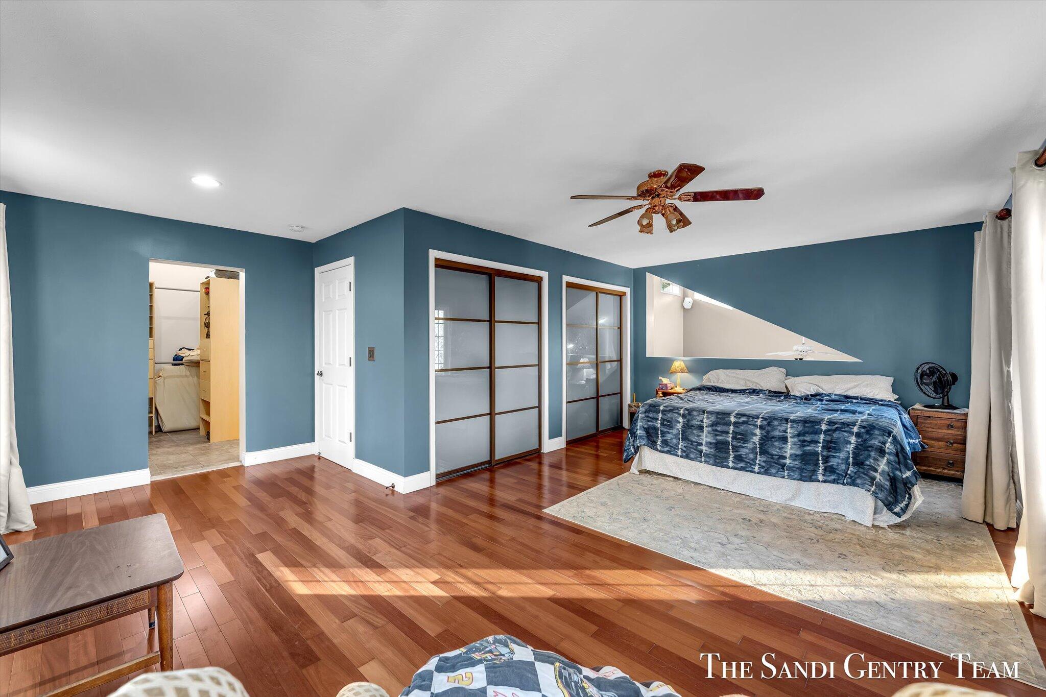 1020 Brookway Court Norton Shores MI 49441