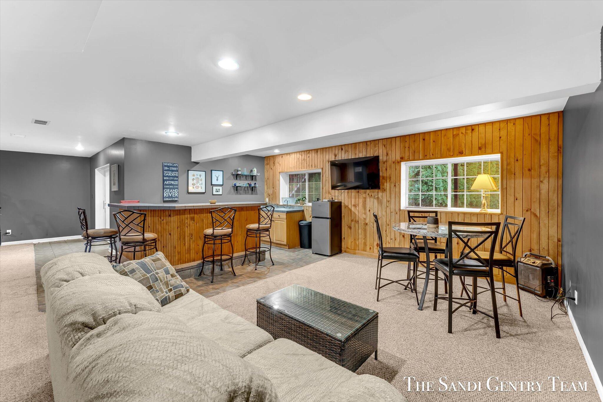 1020 Brookway Court Norton Shores MI 49441