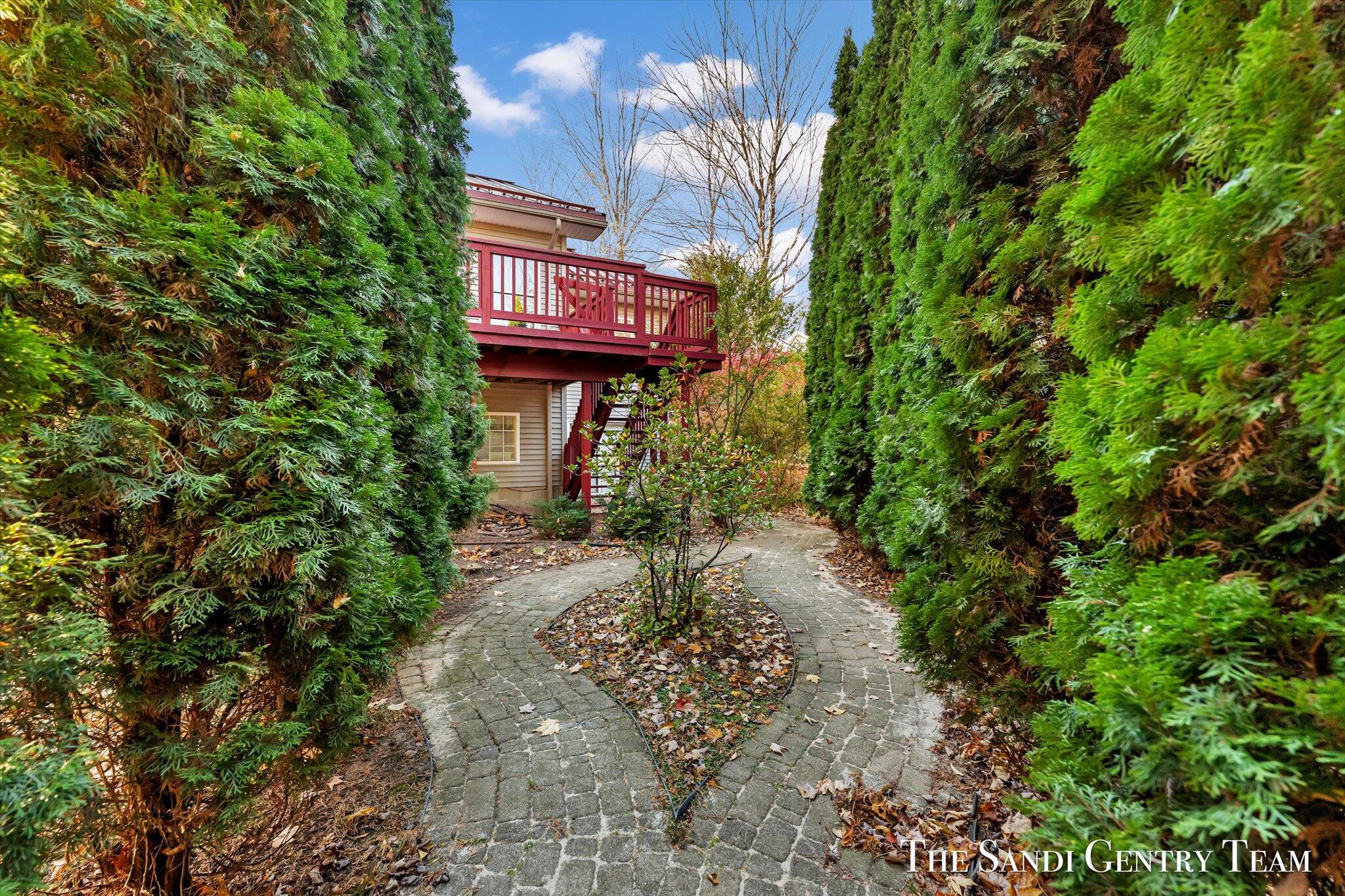 1020 Brookway Court Norton Shores MI 49441