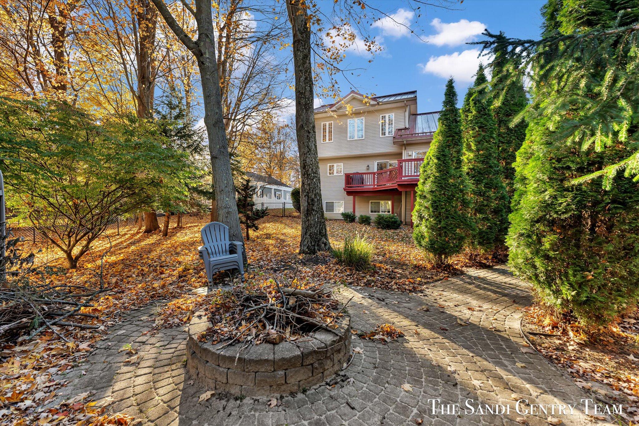 1020 Brookway Court Norton Shores MI 49441