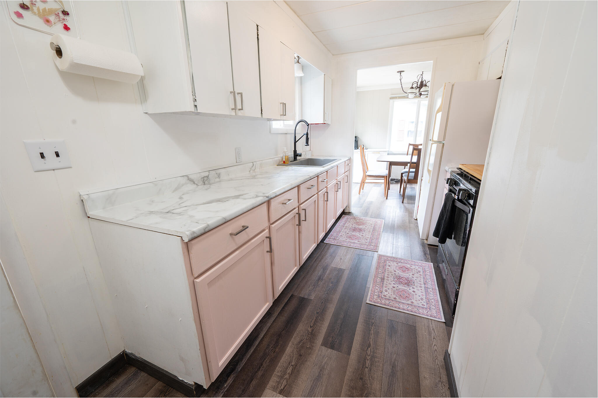 498 N Maple Street Fennville MI 49408