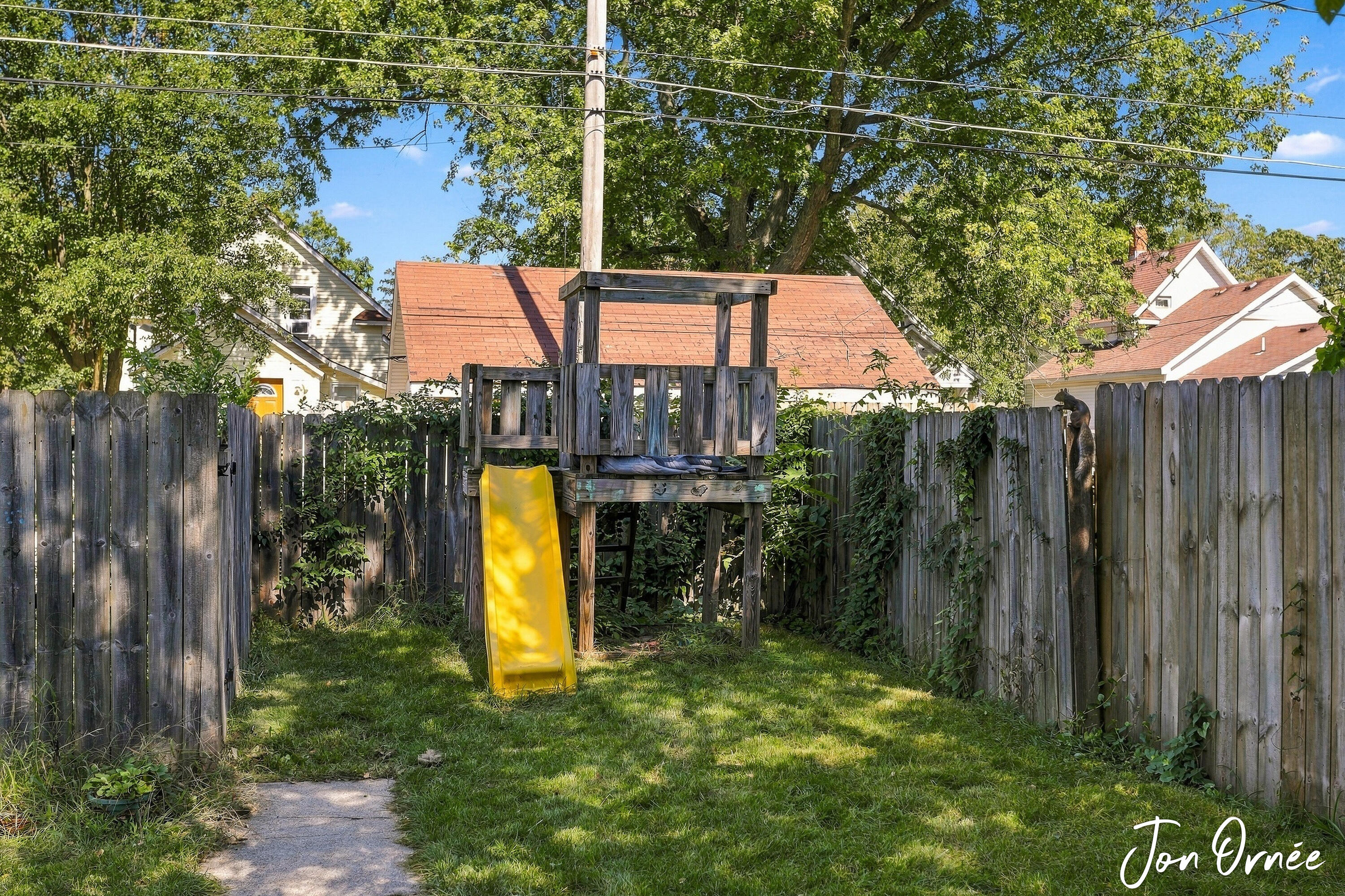 193 W 18th Street Holland MI 49423