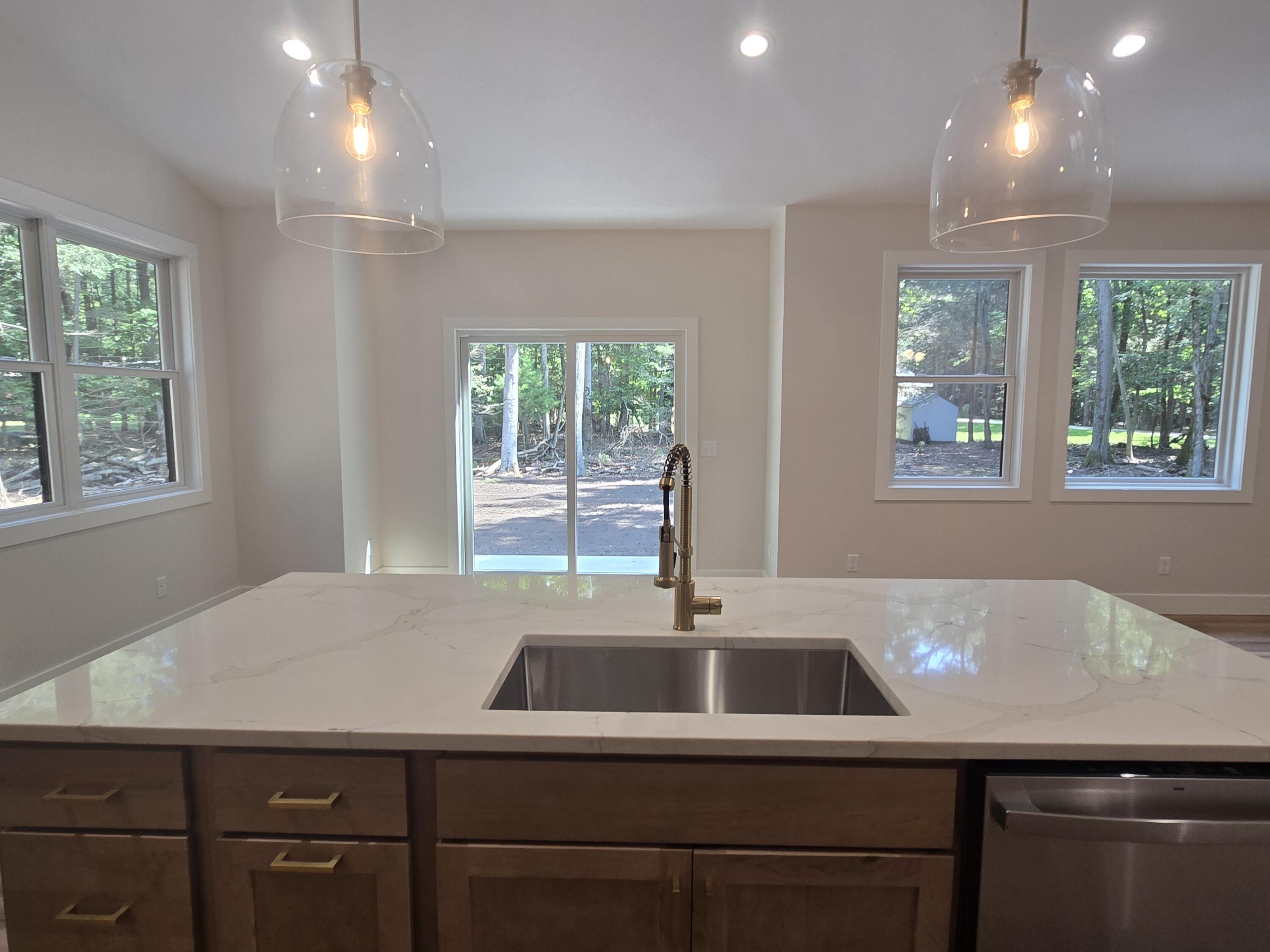 918 Scenic Drive Muskegon MI 49445