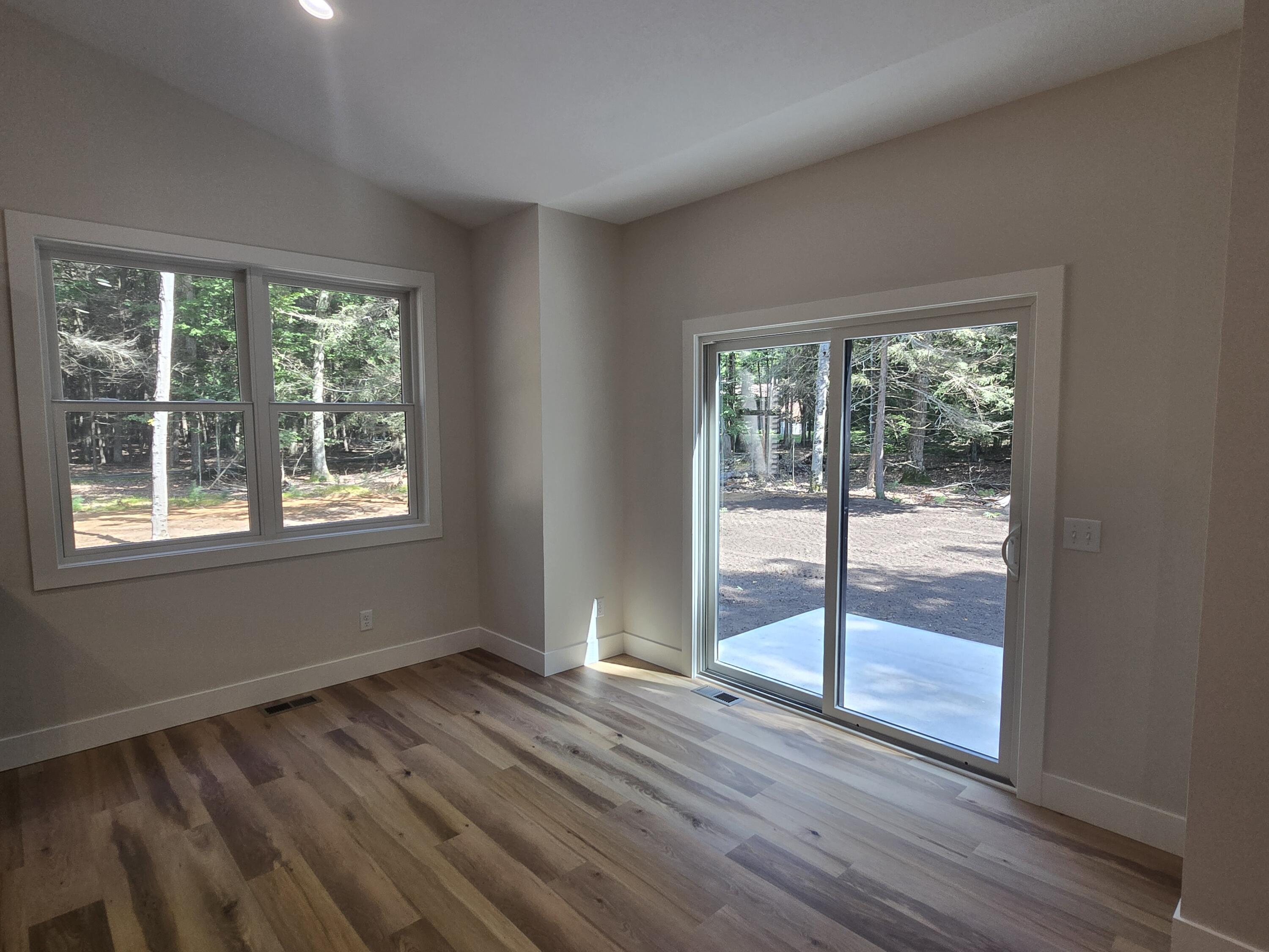 918 Scenic Drive Muskegon MI 49445