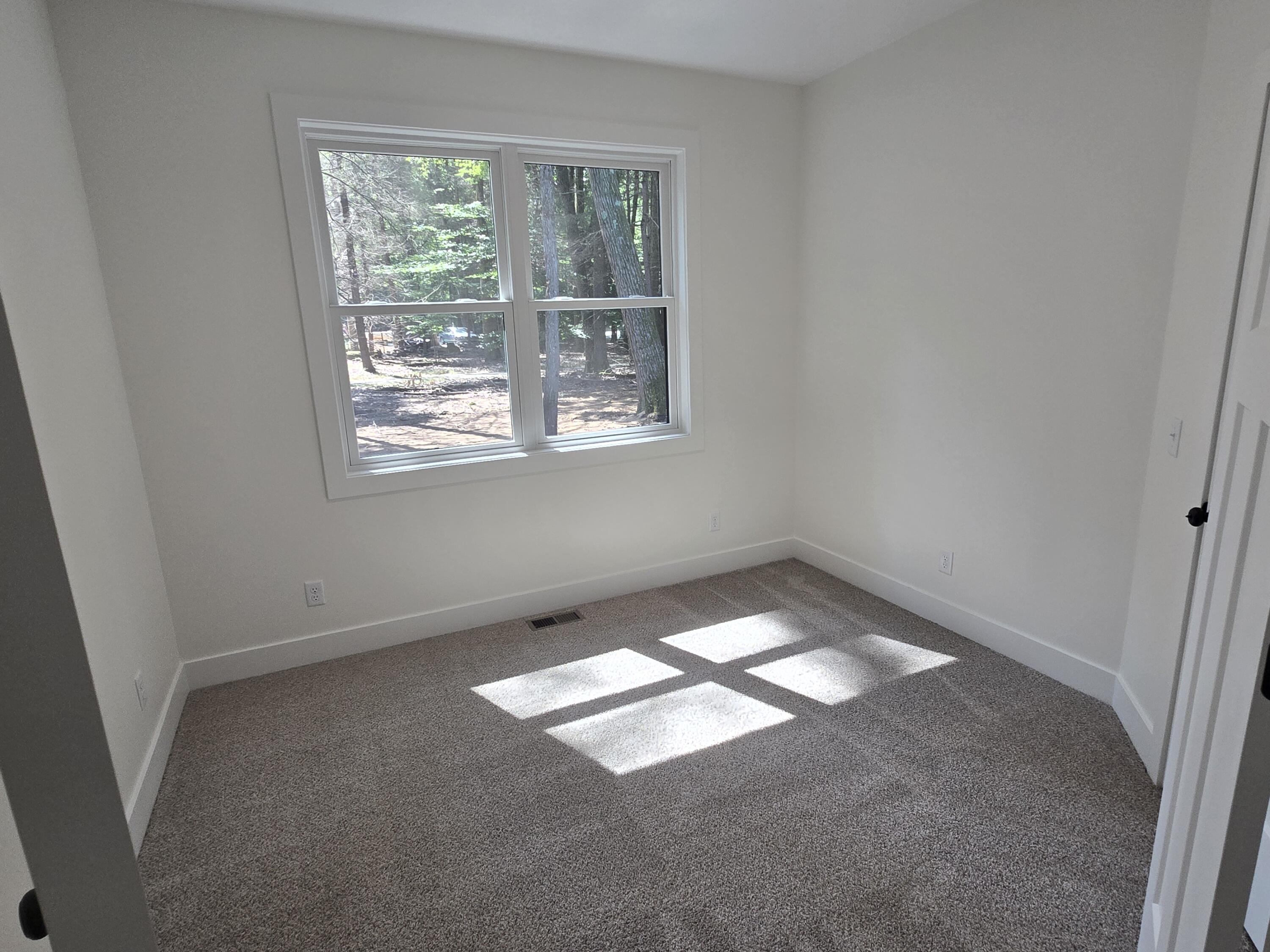 918 Scenic Drive Muskegon MI 49445