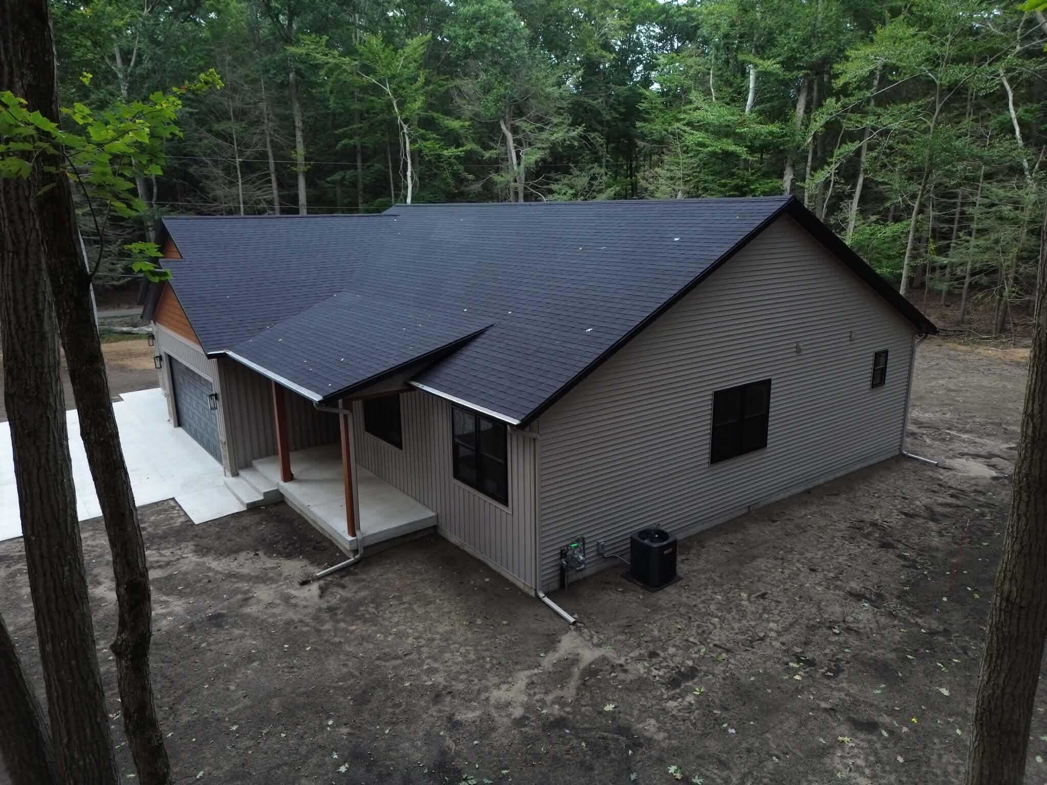 918 Scenic Drive Muskegon MI 49445