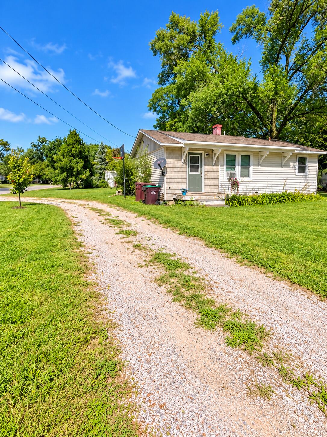 2260 Oak Park Drive Muskegon MI 49442