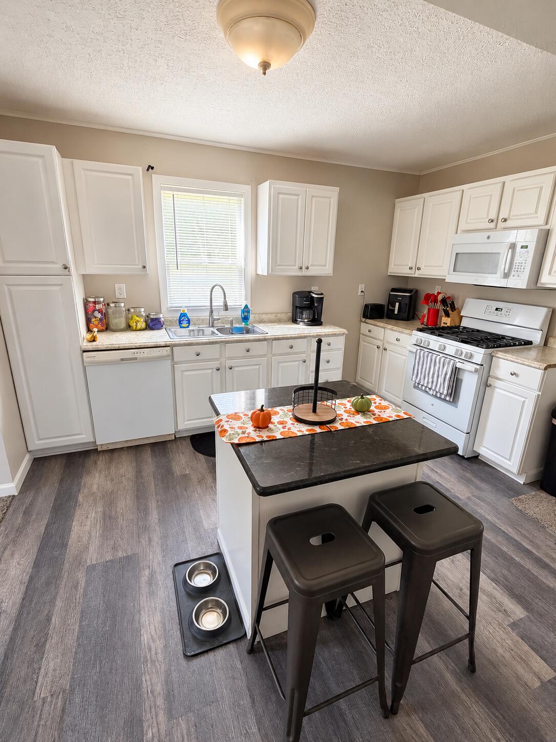 2260 Oak Park Drive Muskegon MI 49442