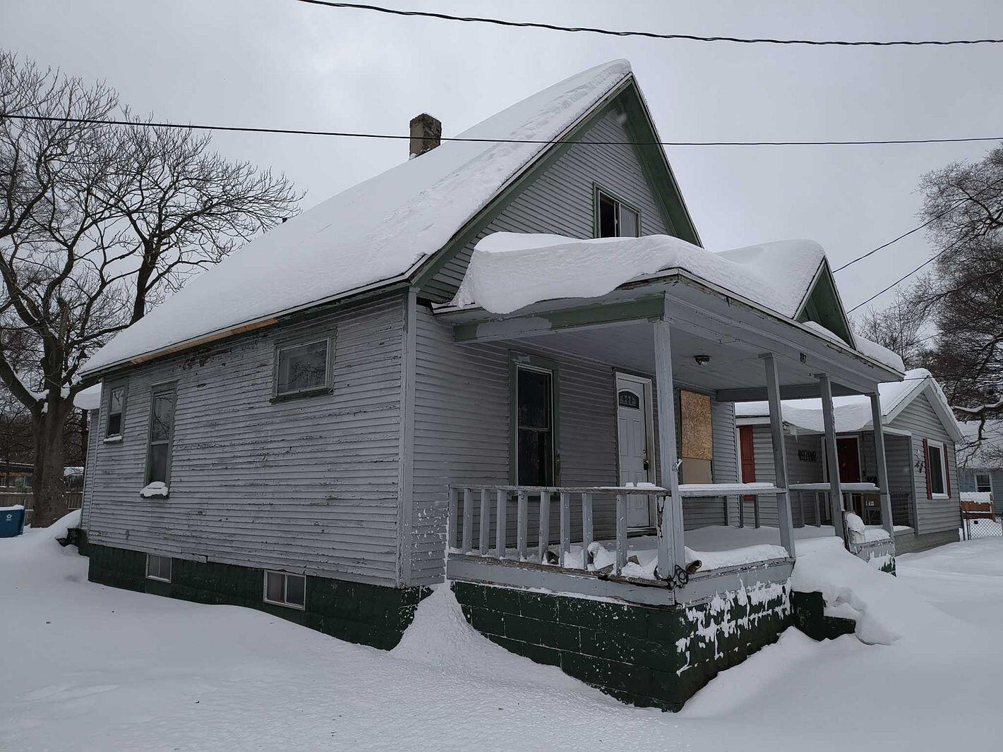 897 Turner Avenue Muskegon MI 49442
