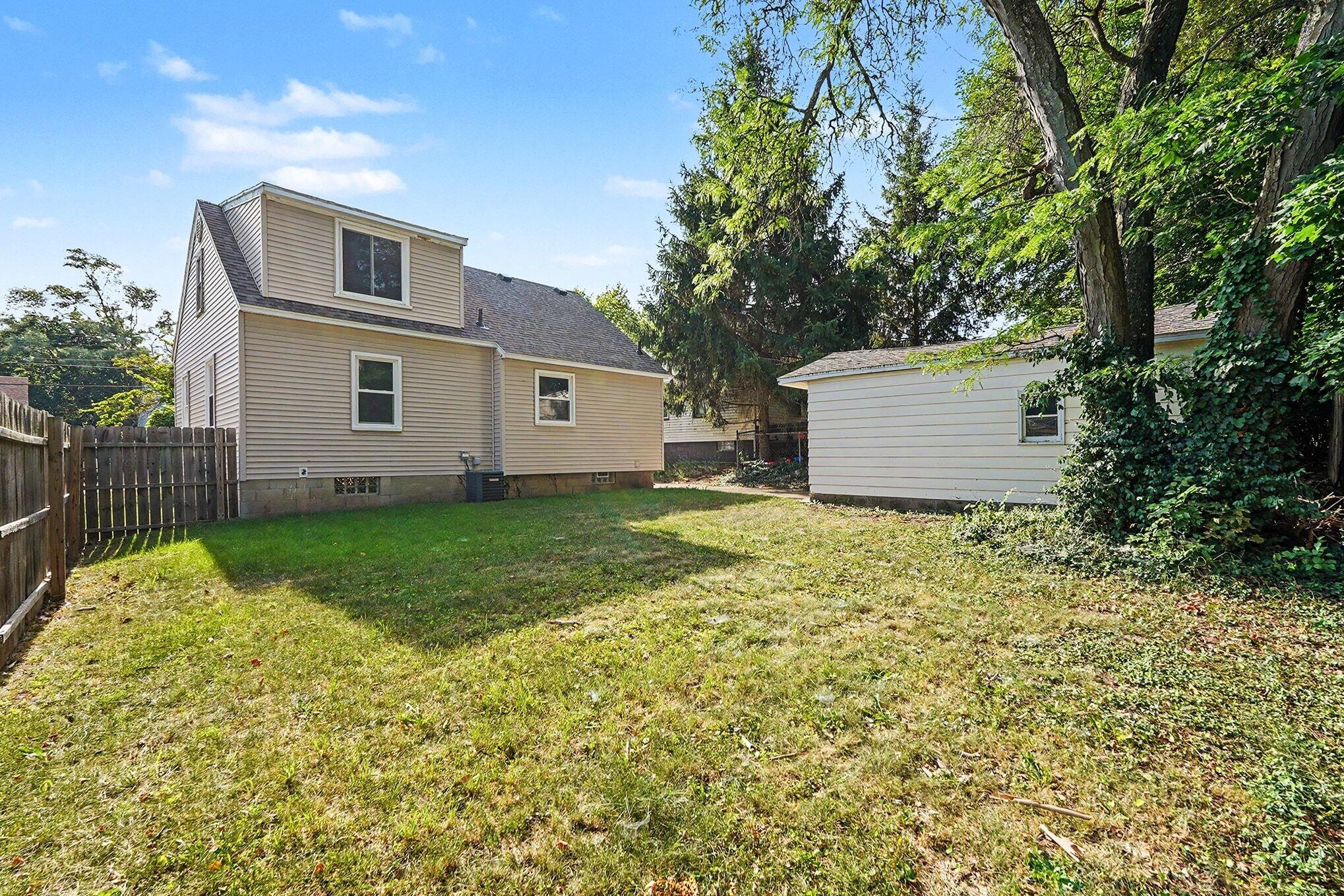 1531 Edward Avenue SE Grand Rapids MI 49507