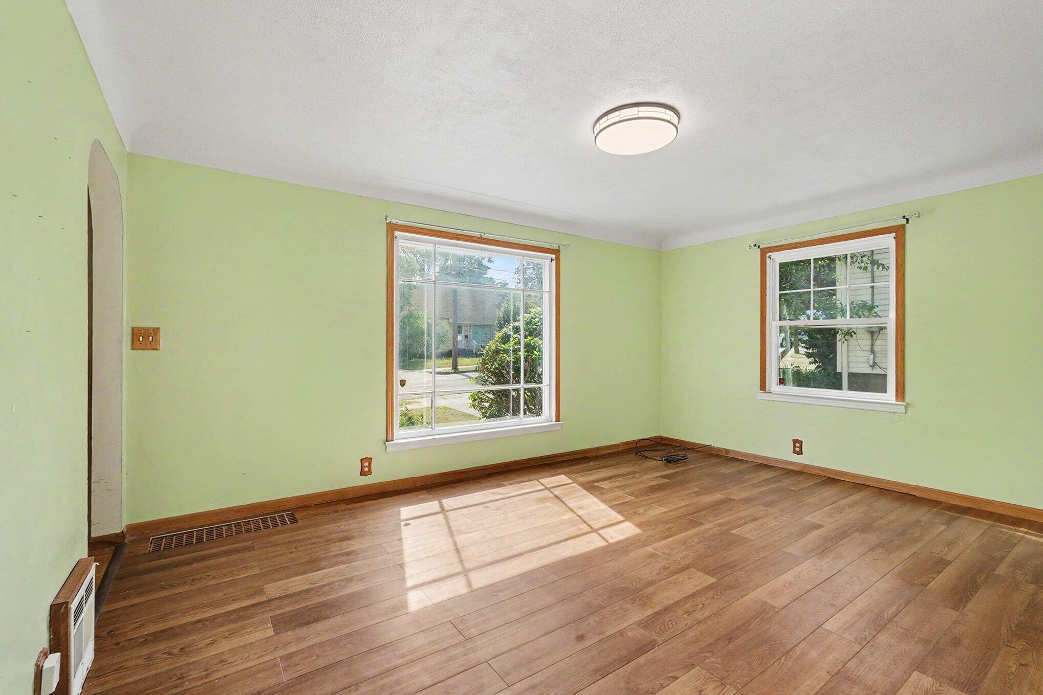 1531 Edward Avenue SE Grand Rapids MI 49507