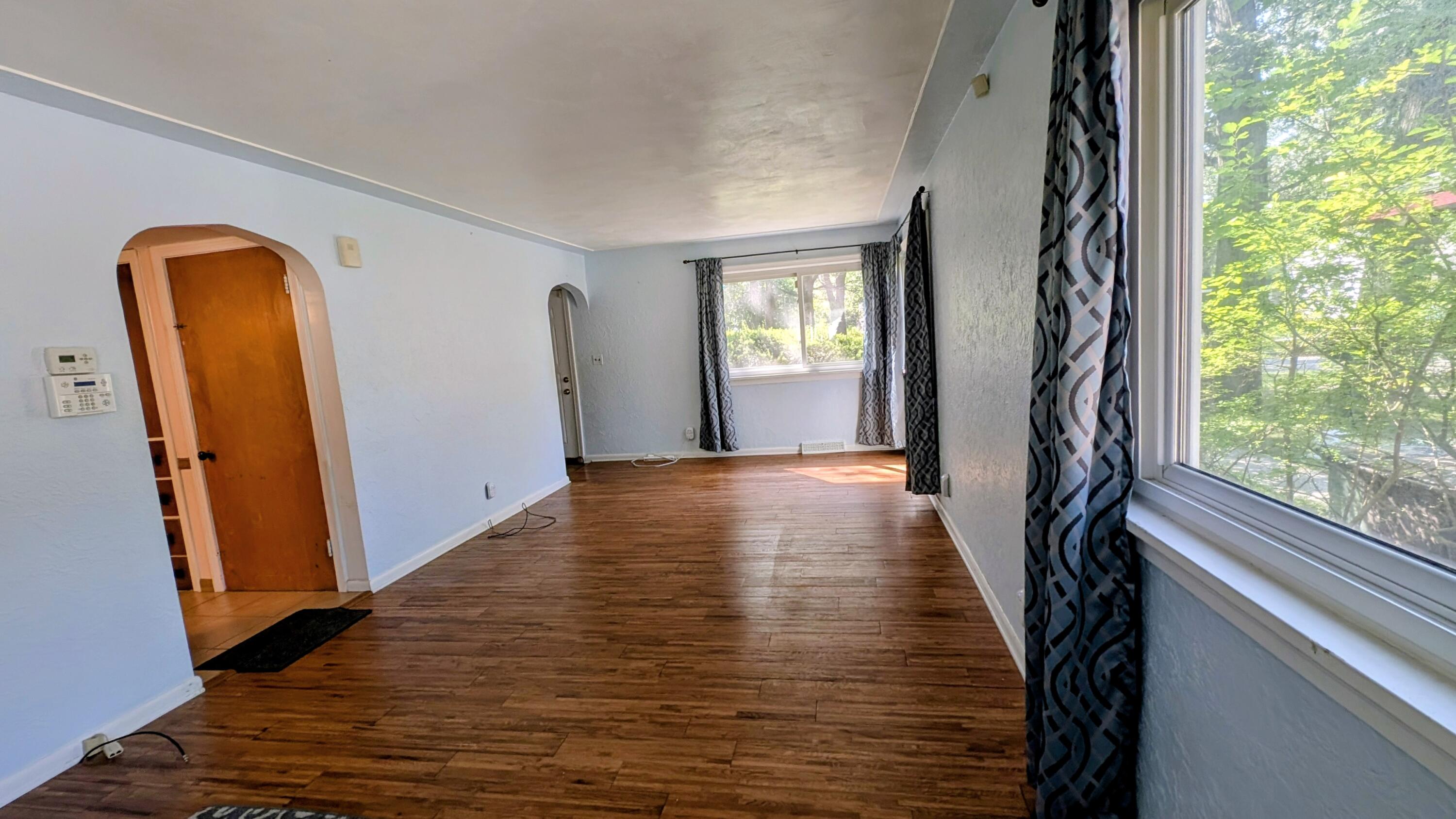 1932 Elwood Street Muskegon MI 49442