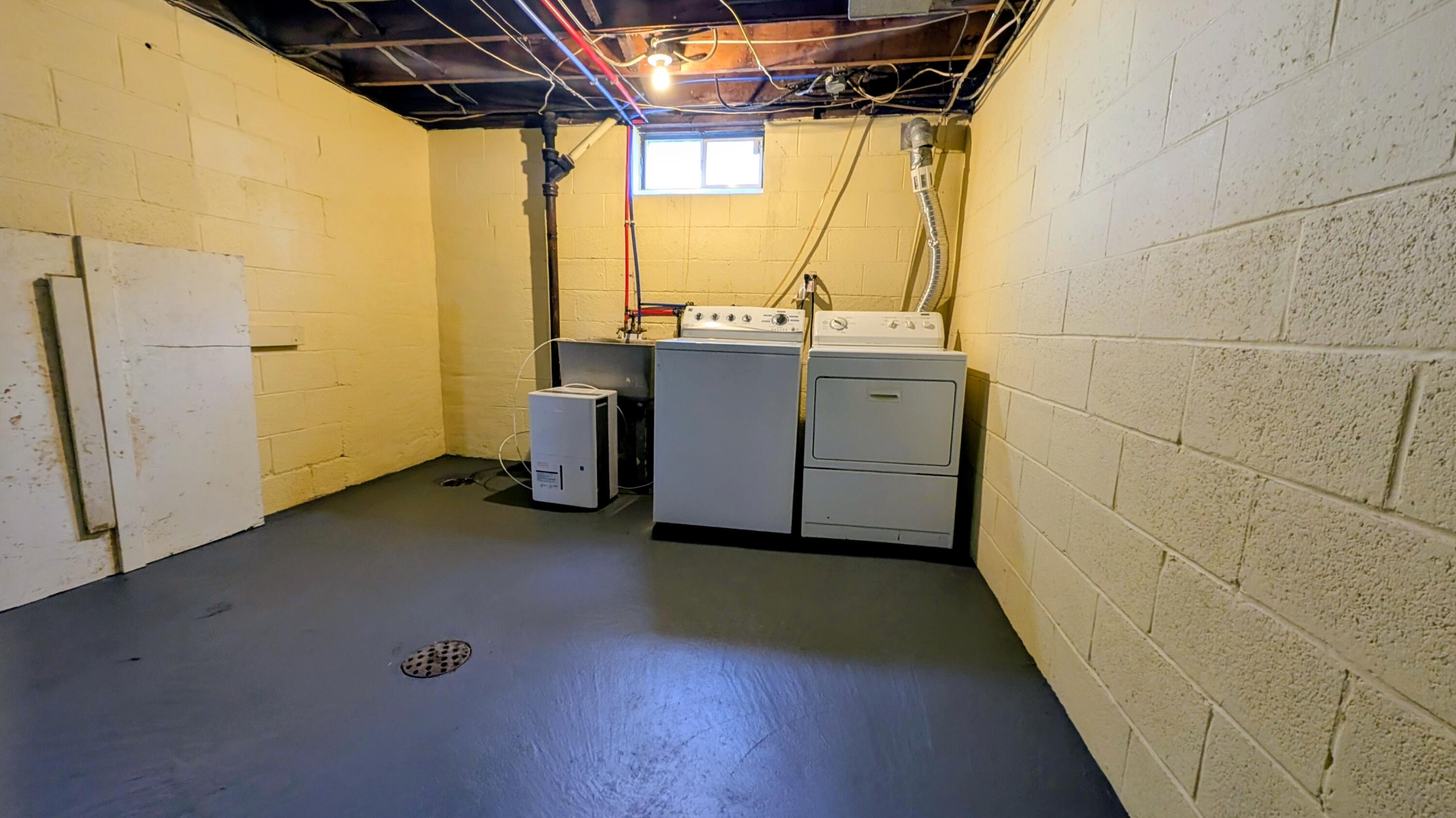 1932 Elwood Street Muskegon MI 49442