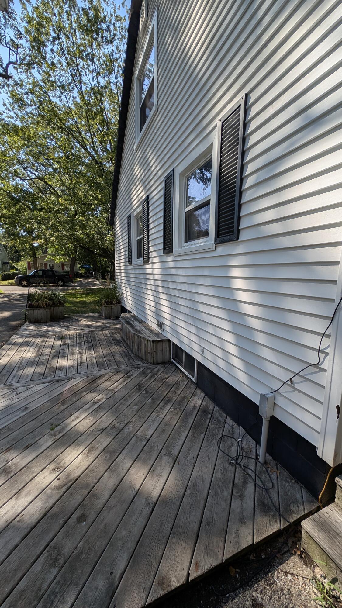 1932 Elwood Street Muskegon MI 49442