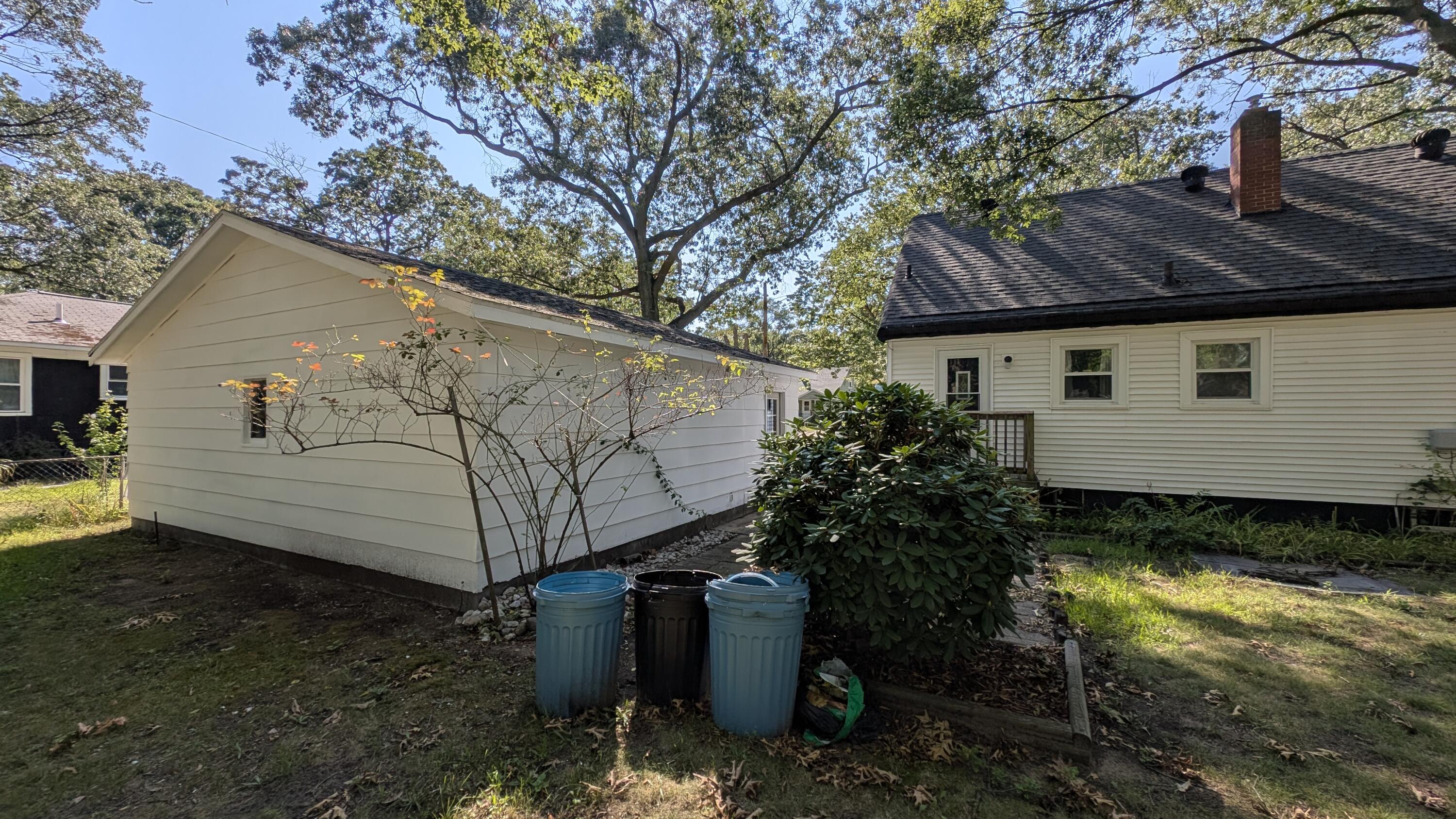 1932 Elwood Street Muskegon MI 49442