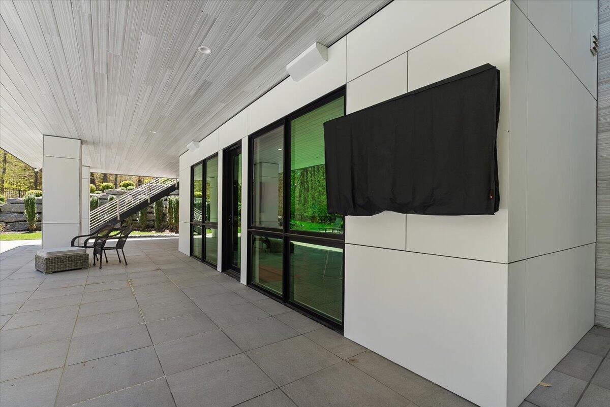 329 N Lakeshore Drive Holland MI 49424