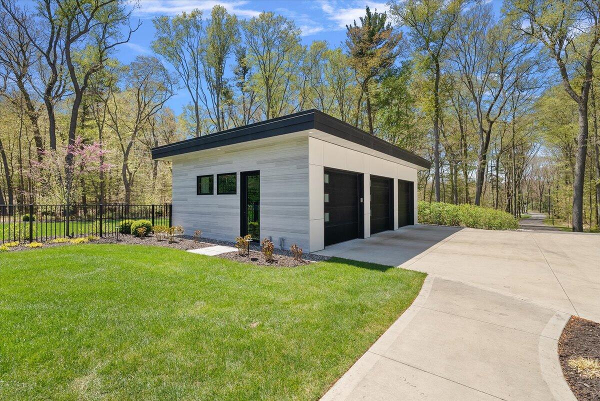 329 N Lakeshore Drive Holland MI 49424