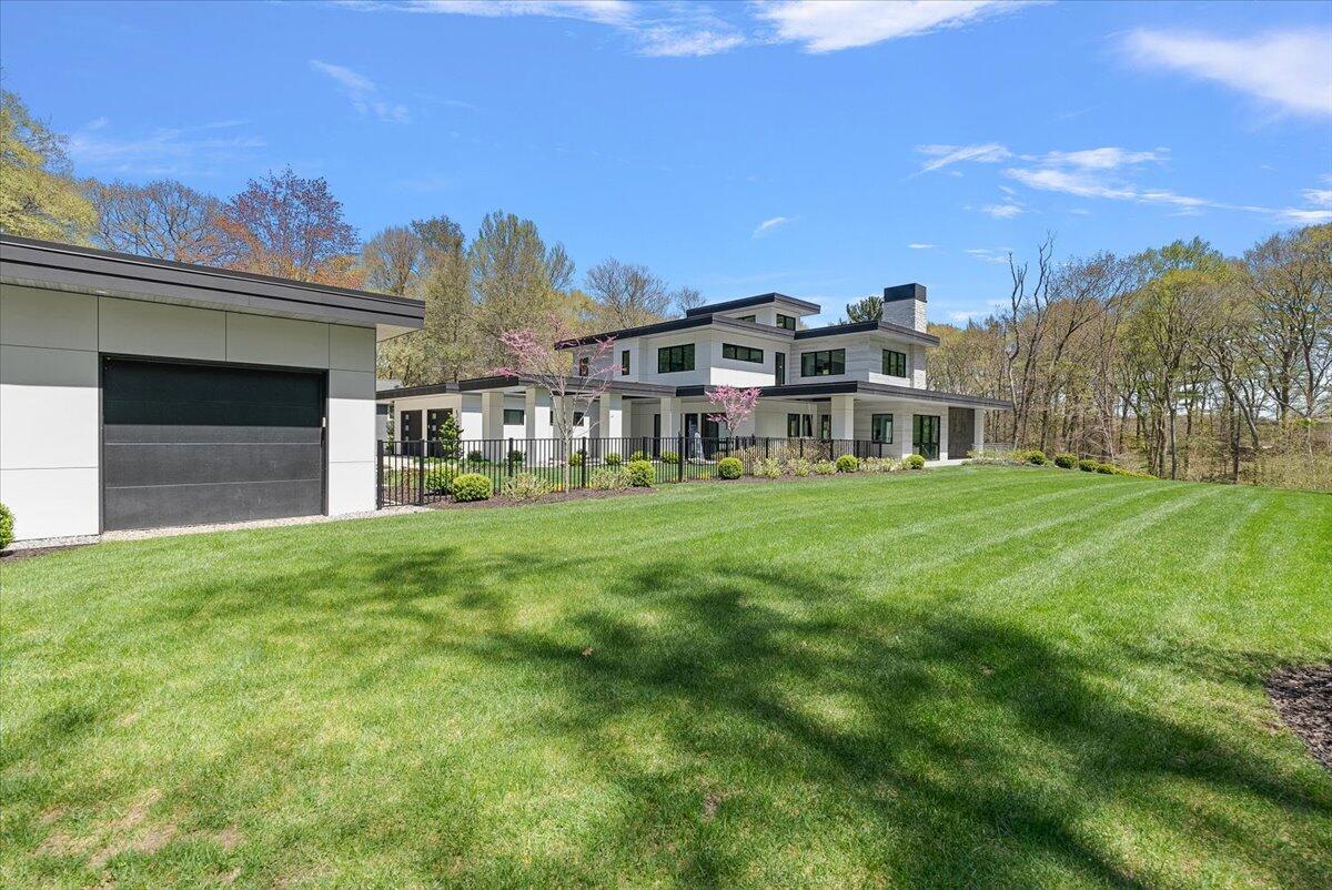 329 N Lakeshore Drive Holland MI 49424