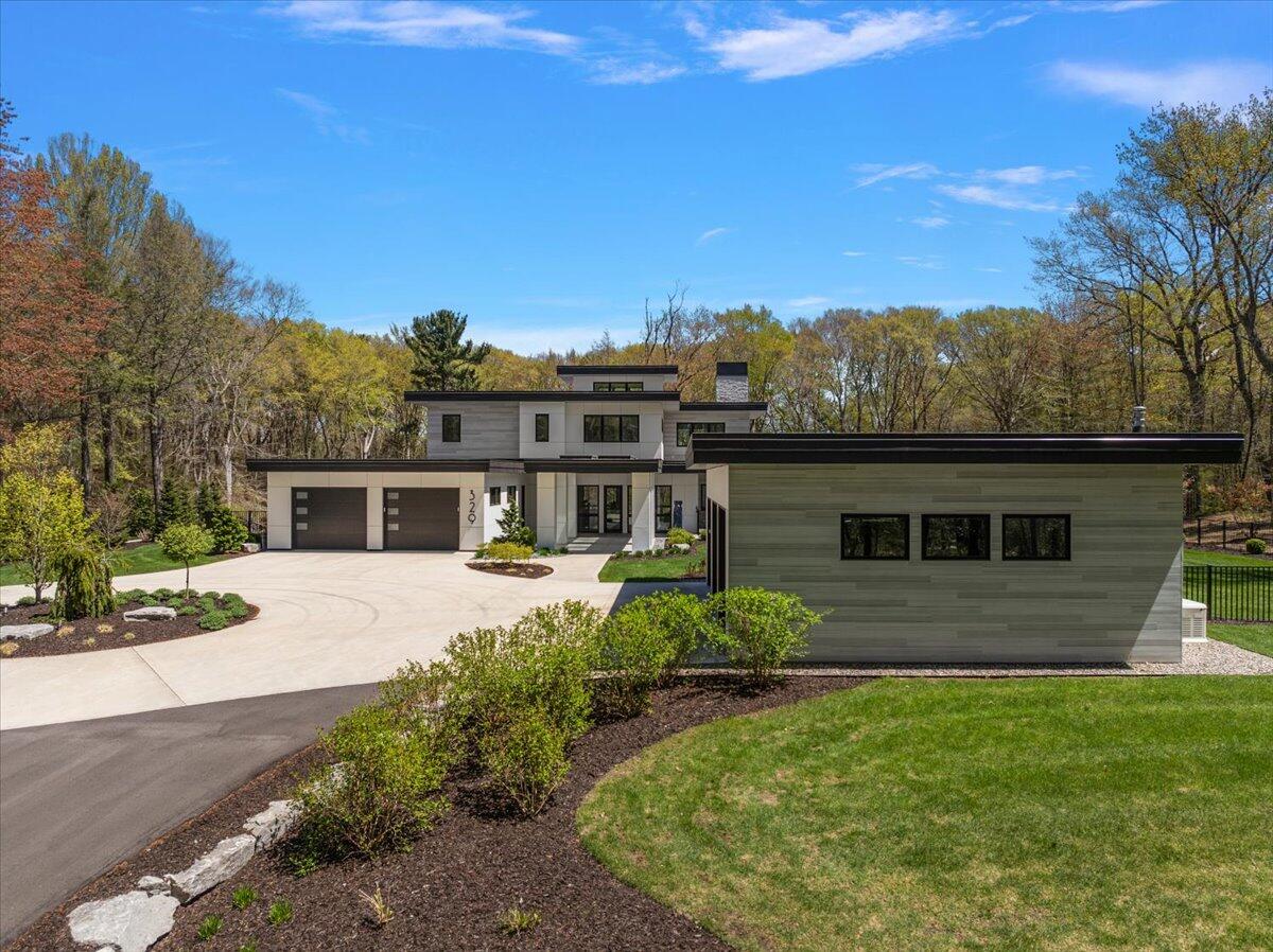 329 N Lakeshore Drive Holland MI 49424