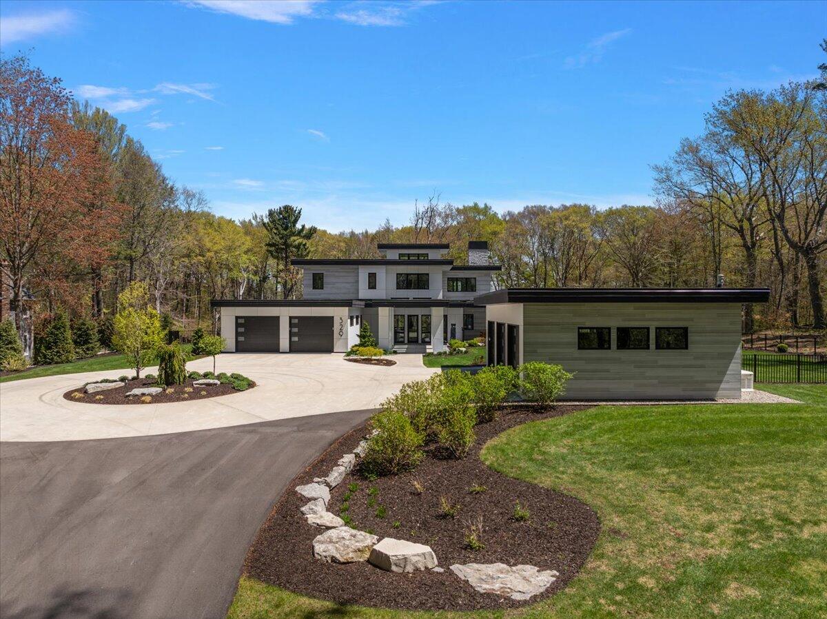 329 N Lakeshore Drive Holland MI 49424