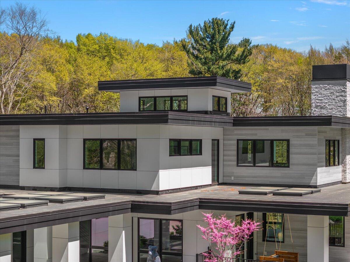 329 N Lakeshore Drive Holland MI 49424