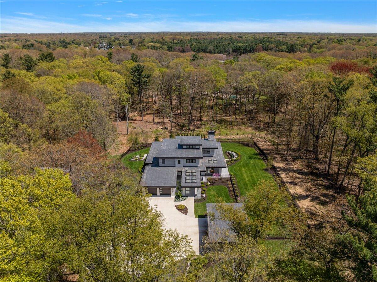 329 N Lakeshore Drive Holland MI 49424