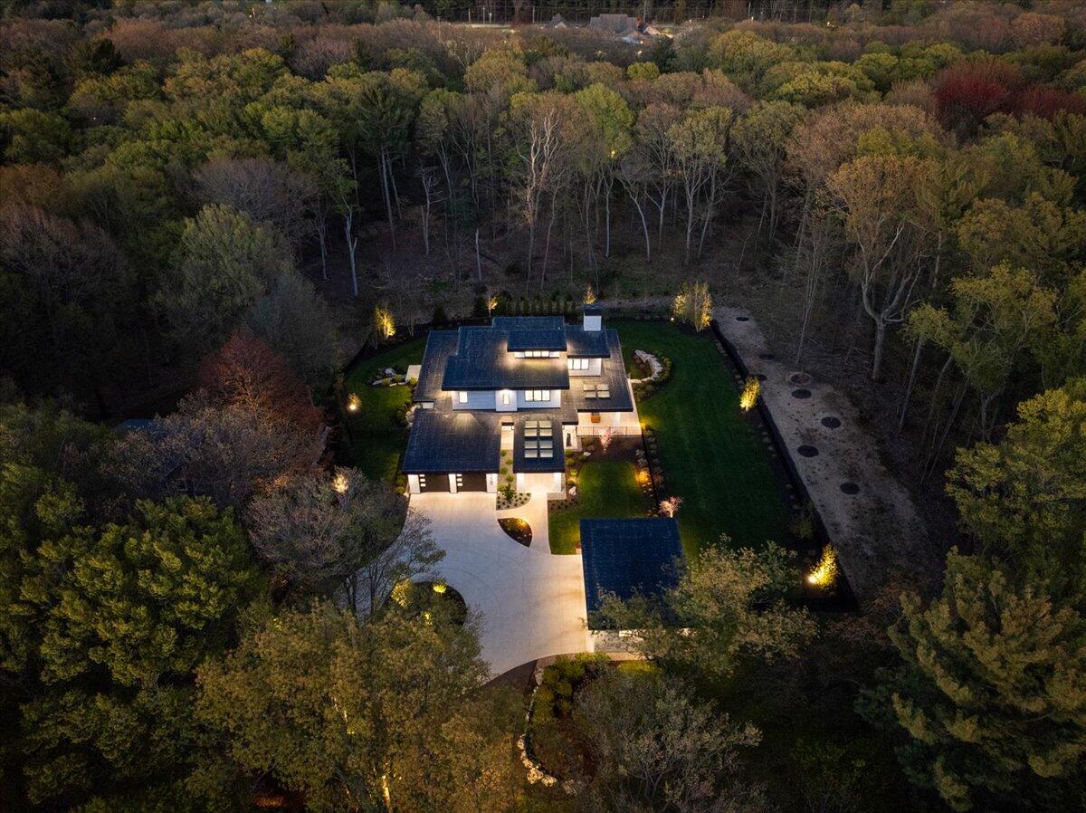 329 N Lakeshore Drive Holland MI 49424