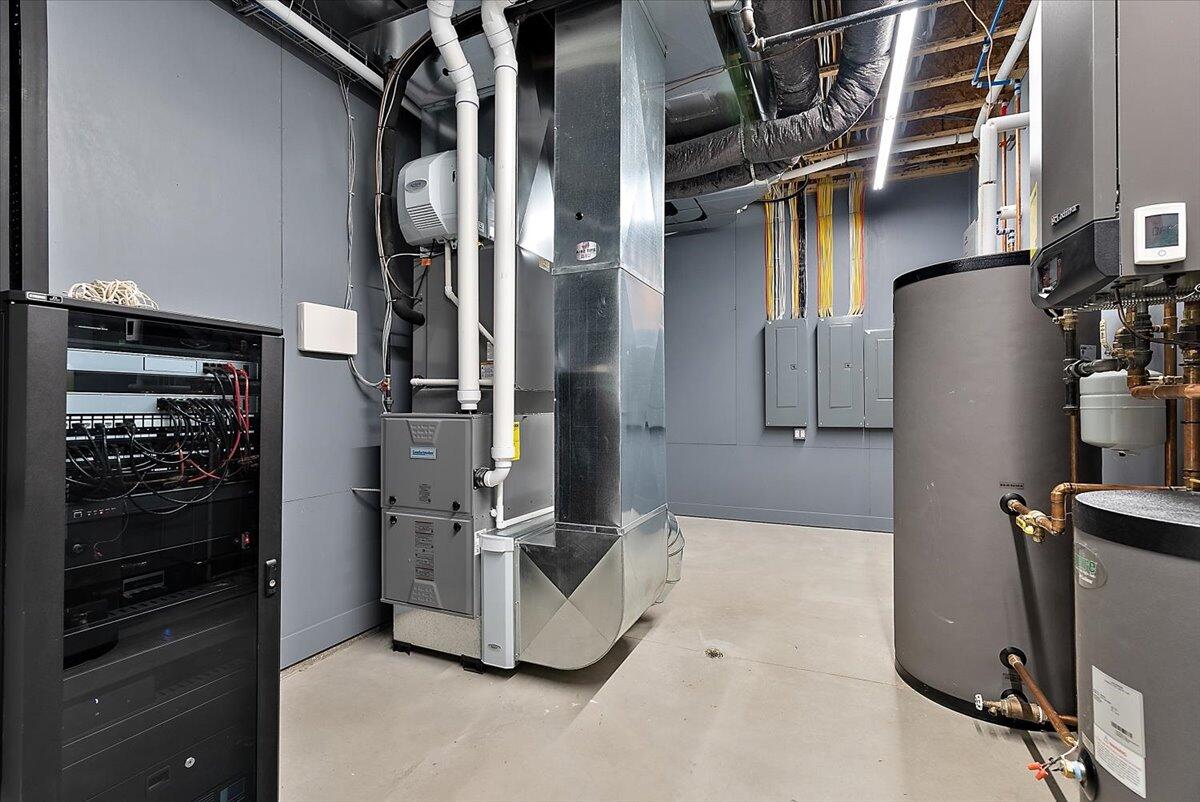 329 N Lakeshore Drive Holland MI 49424