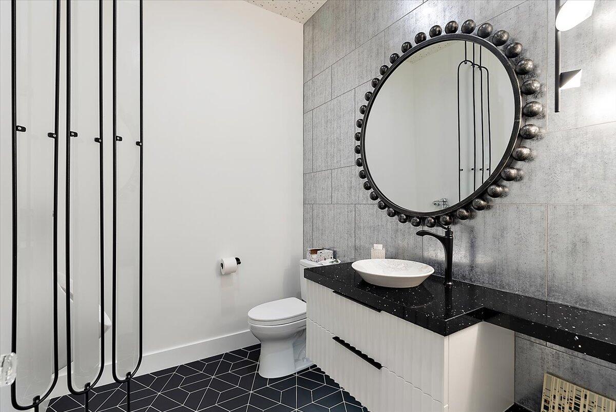 329 N Lakeshore Drive Holland MI 49424