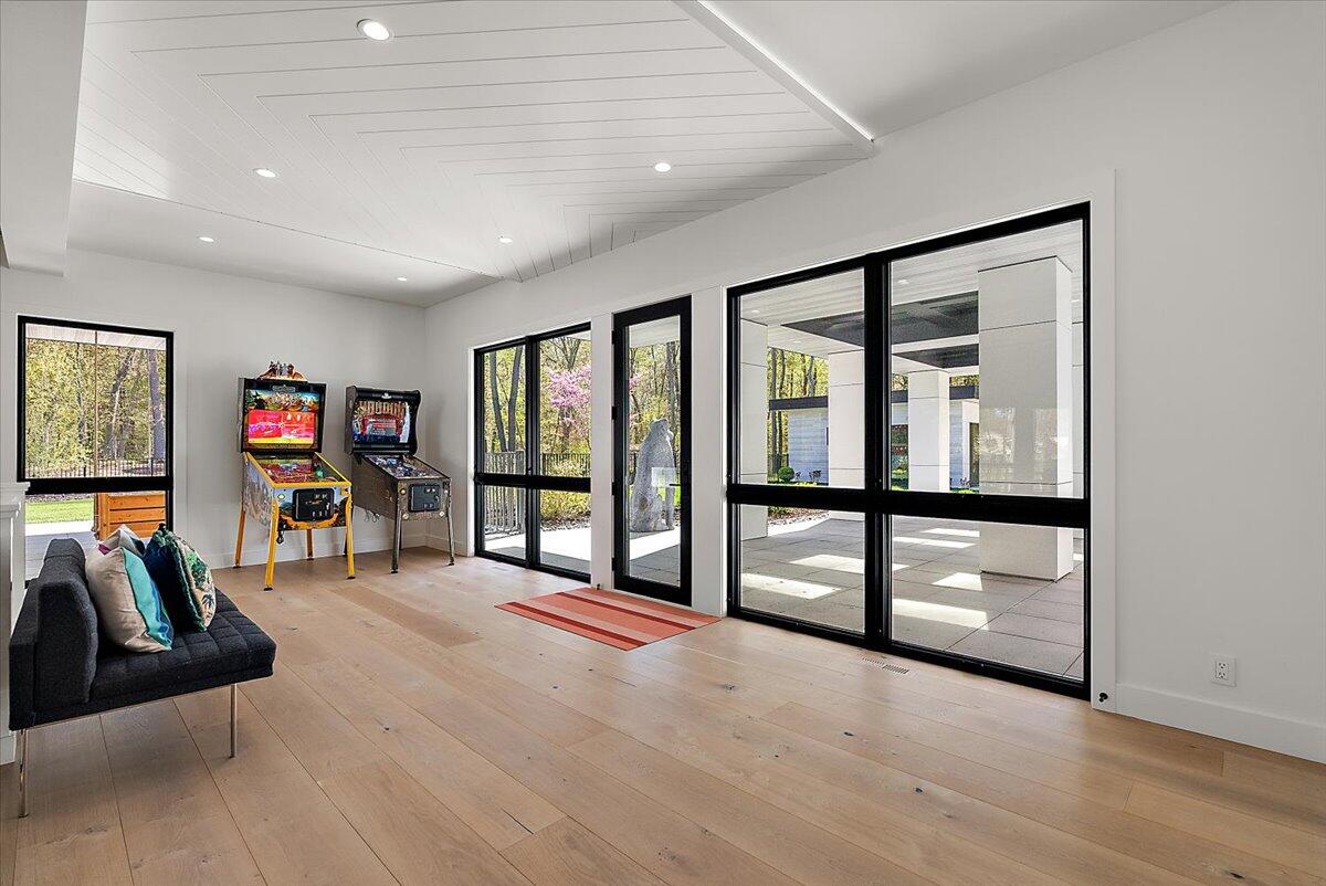 329 N Lakeshore Drive Holland MI 49424