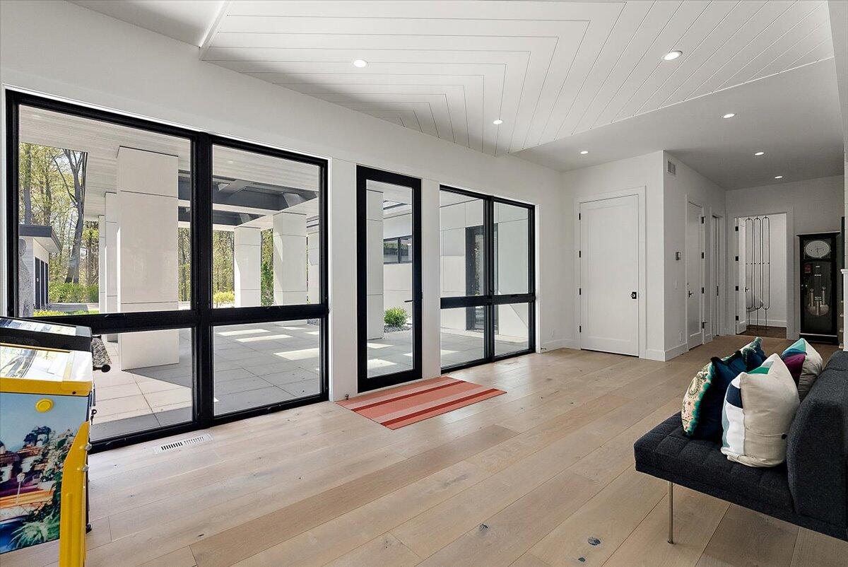 329 N Lakeshore Drive Holland MI 49424