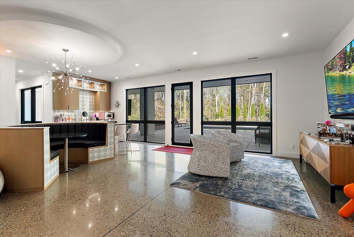 329 N Lakeshore Drive Holland MI 49424