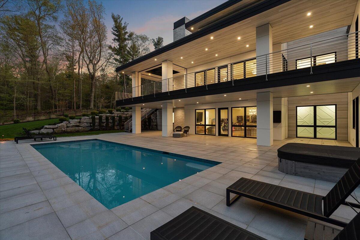 329 N Lakeshore Drive Holland MI 49424