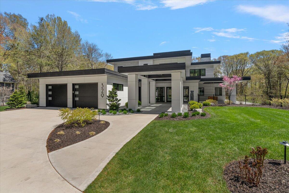 329 N Lakeshore Drive Holland MI 49424