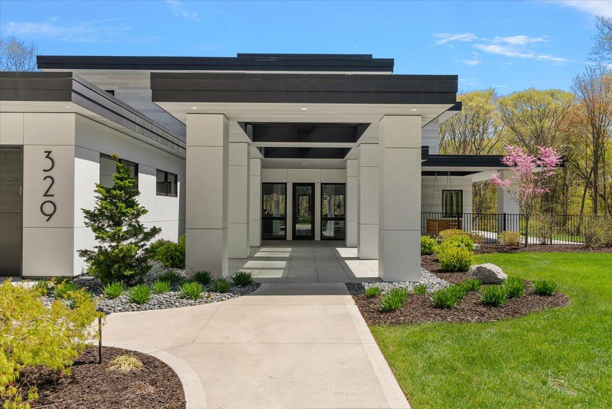 329 N Lakeshore Drive Holland MI 49424