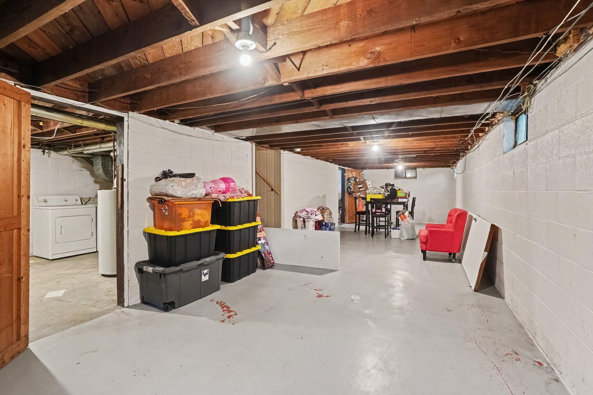 339 Marquette Avenue Holland MI 49424