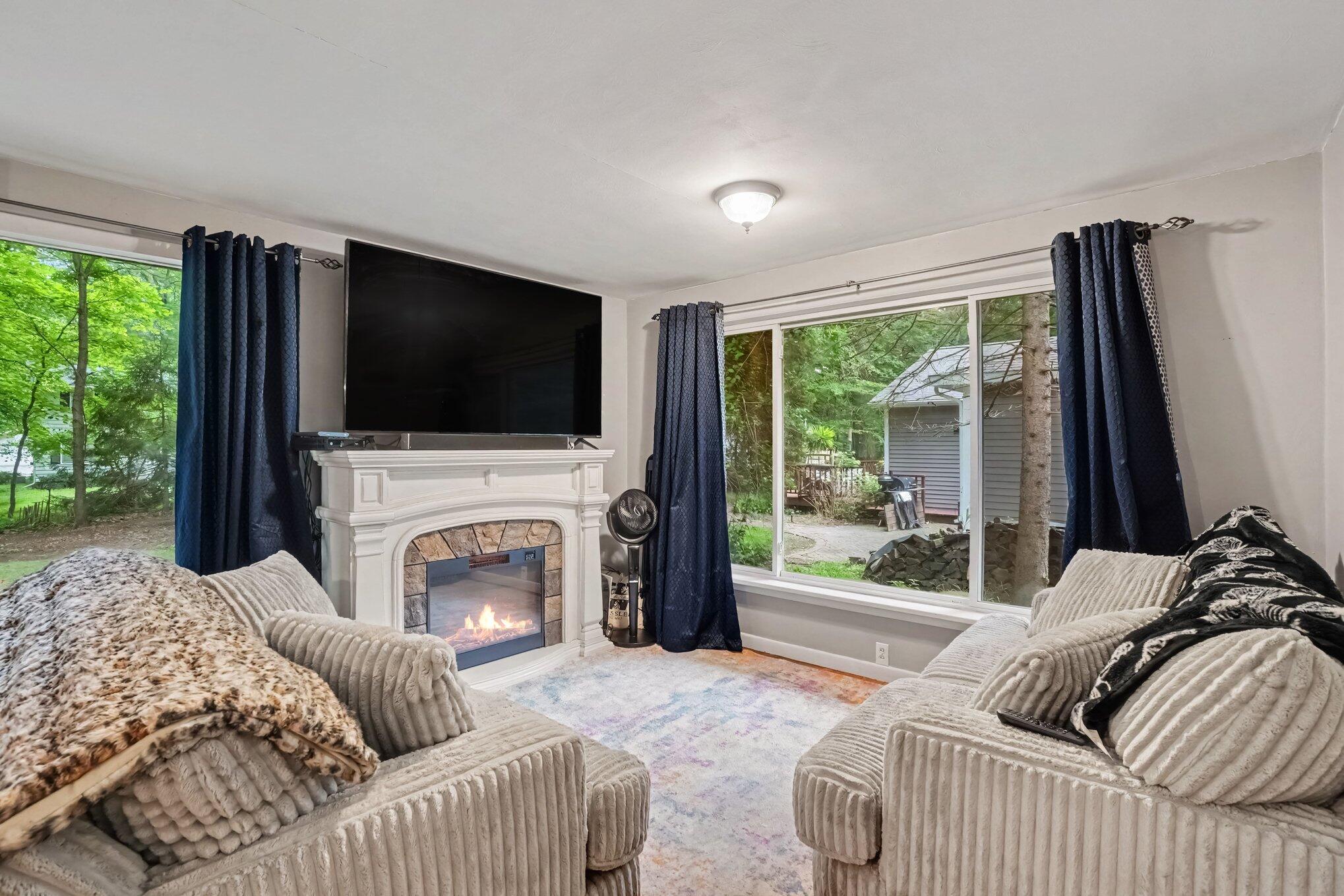 339 Marquette Avenue Holland MI 49424