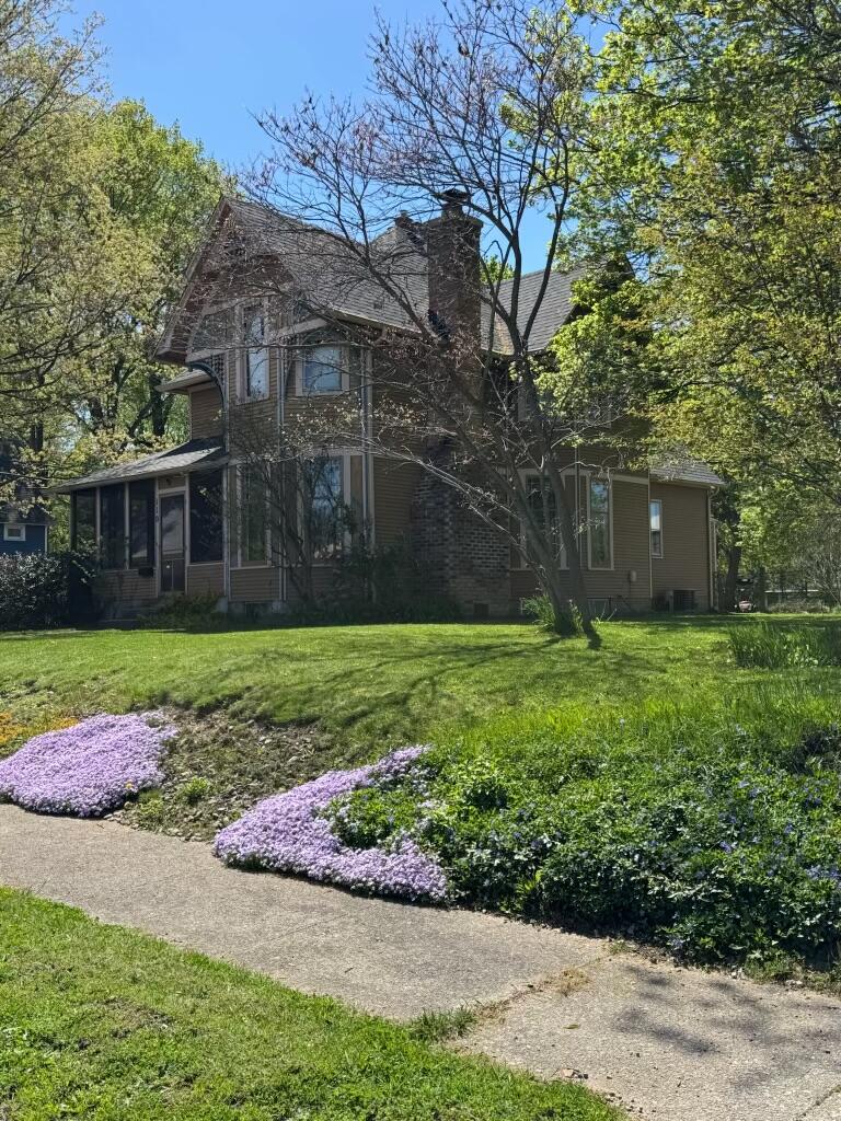 110 S East Street Cassopolis MI 49031
