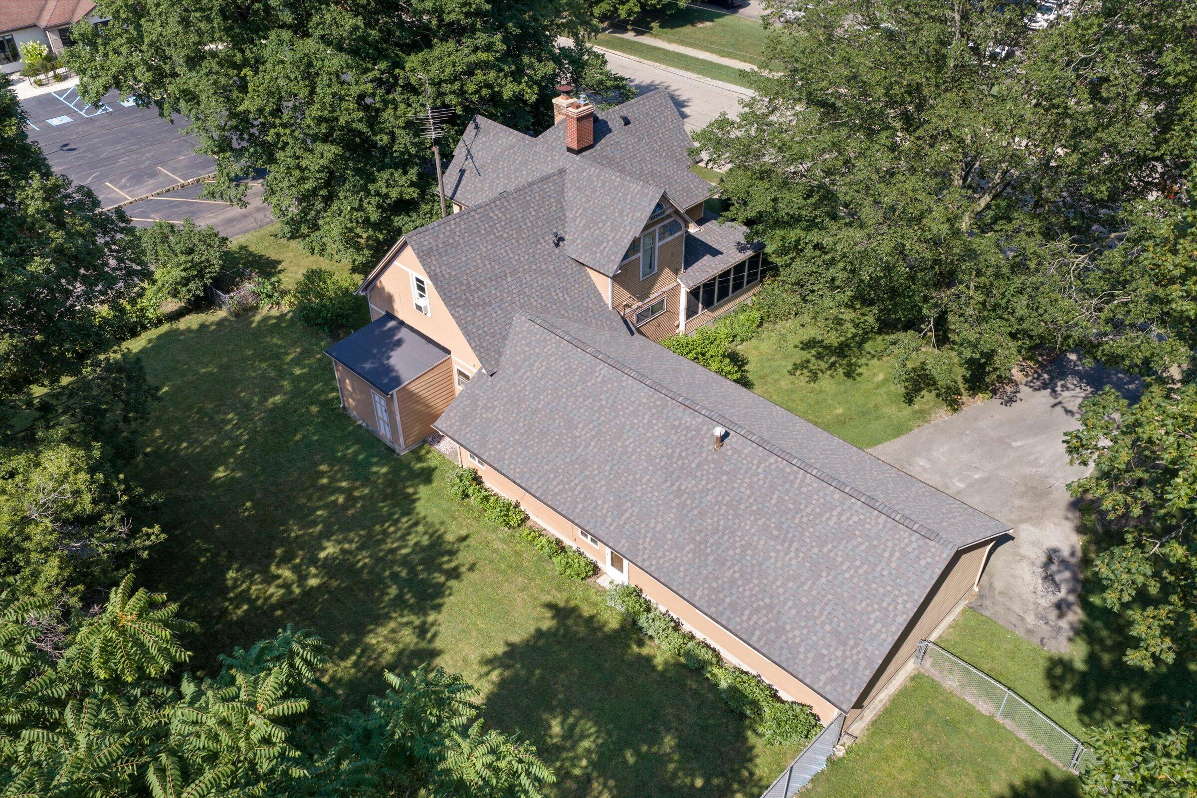 110 S East Street Cassopolis MI 49031