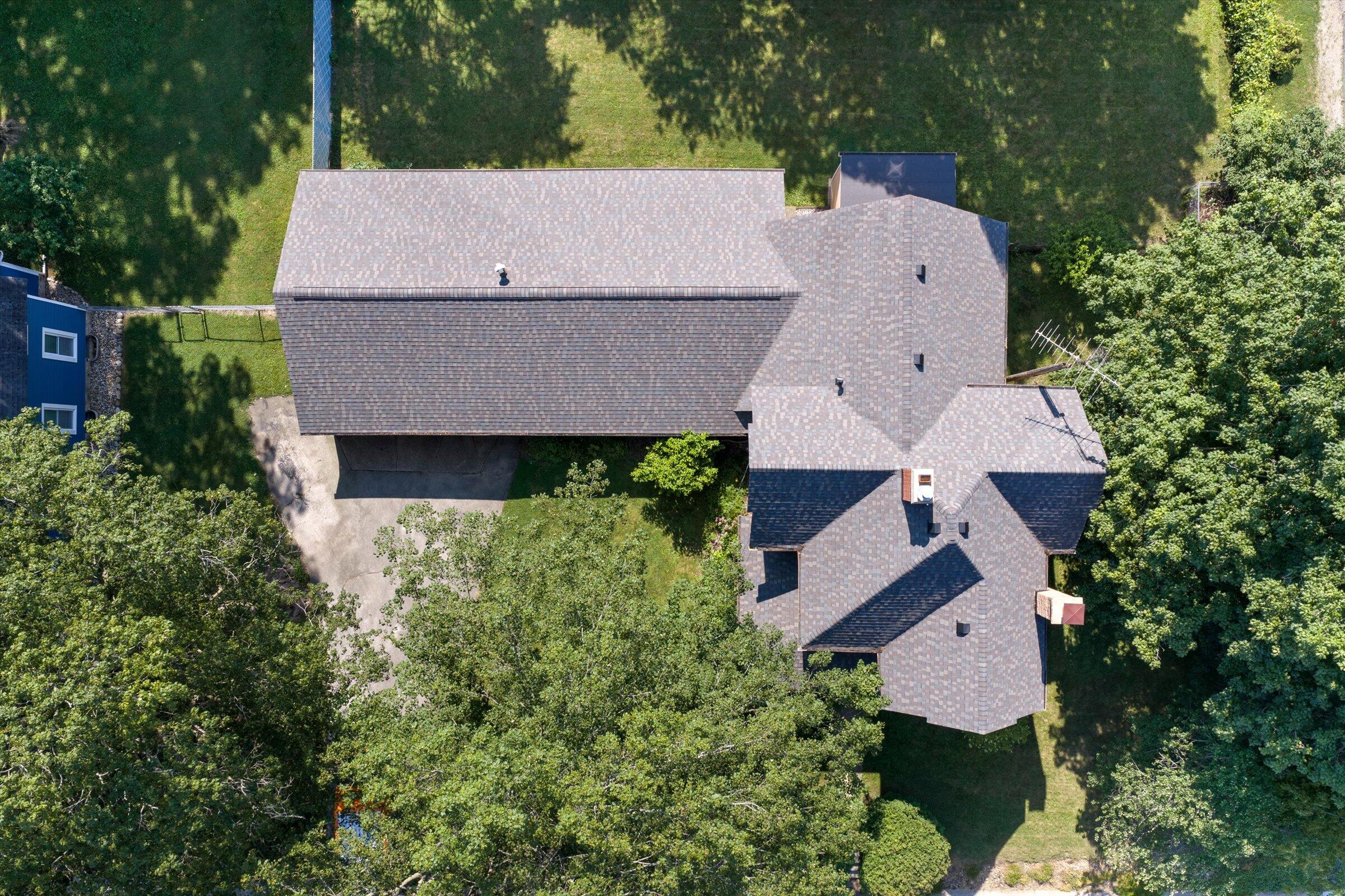 110 S East Street Cassopolis MI 49031