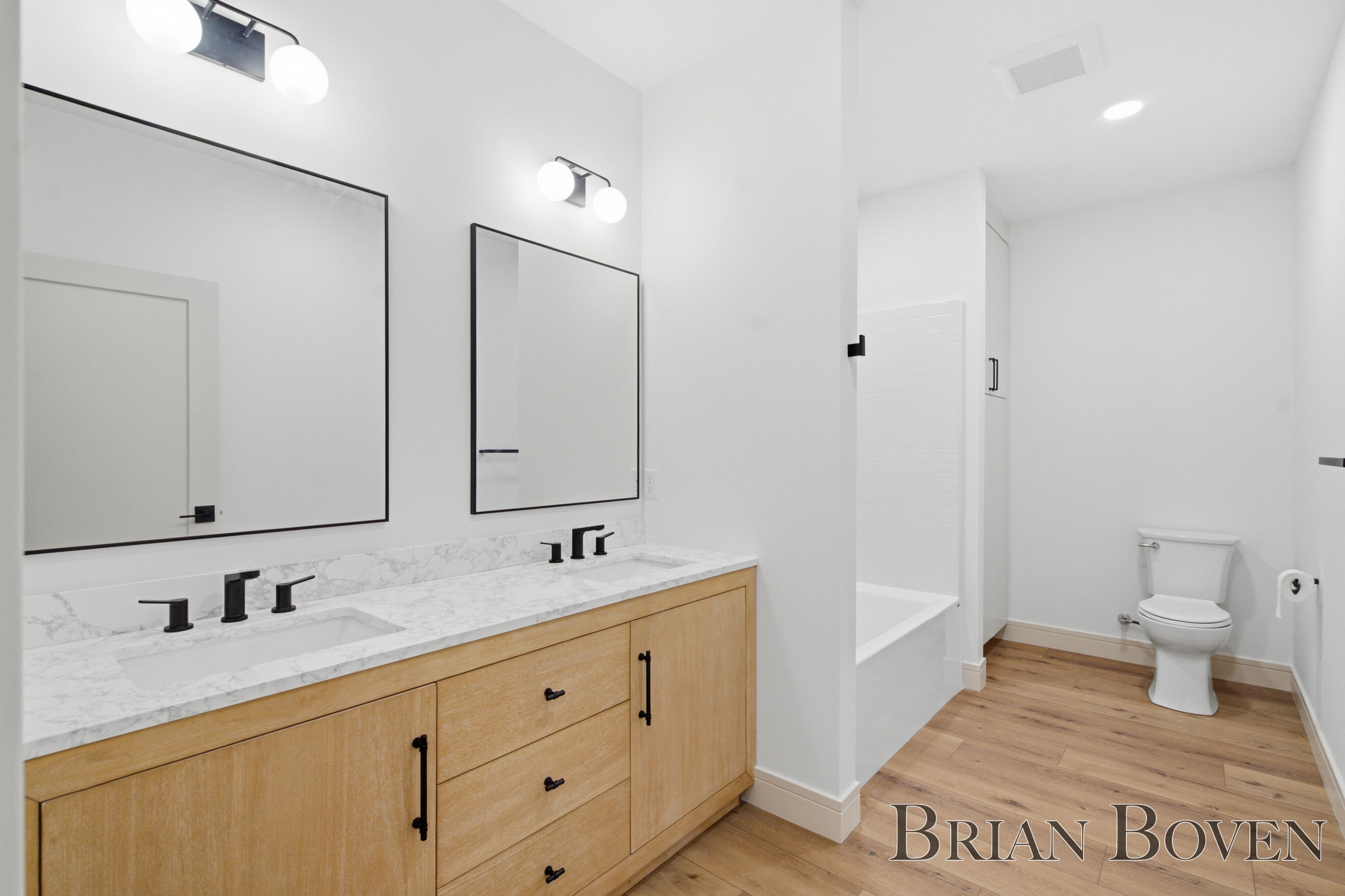 8410 Brower Avenue NE Rockford MI 49341