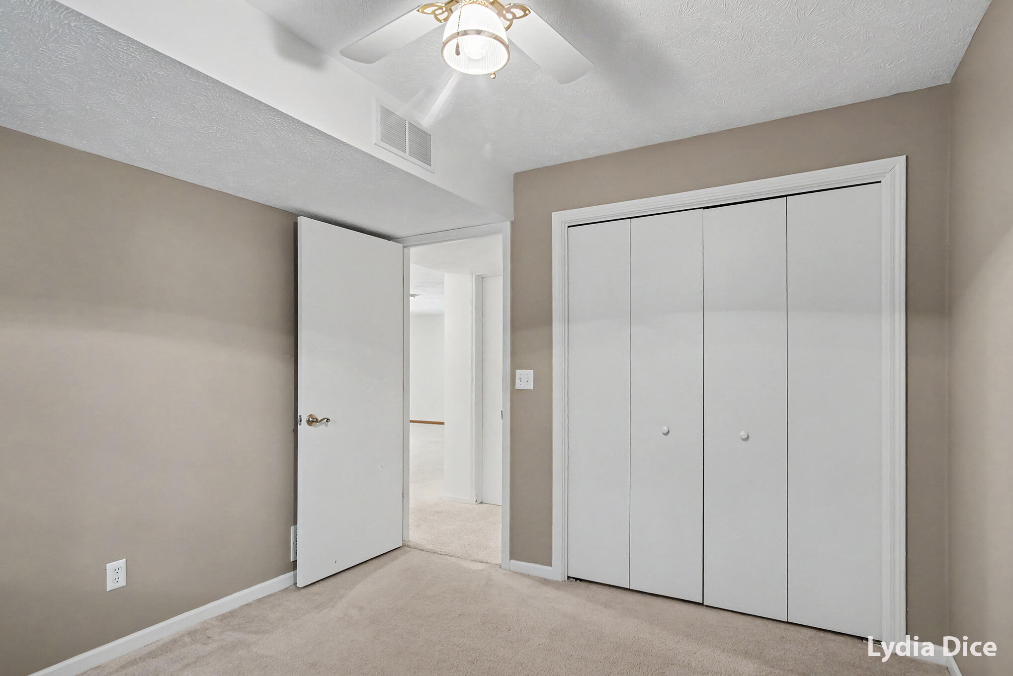4282 Knapp Valley Court NE Grand Rapids MI 49525