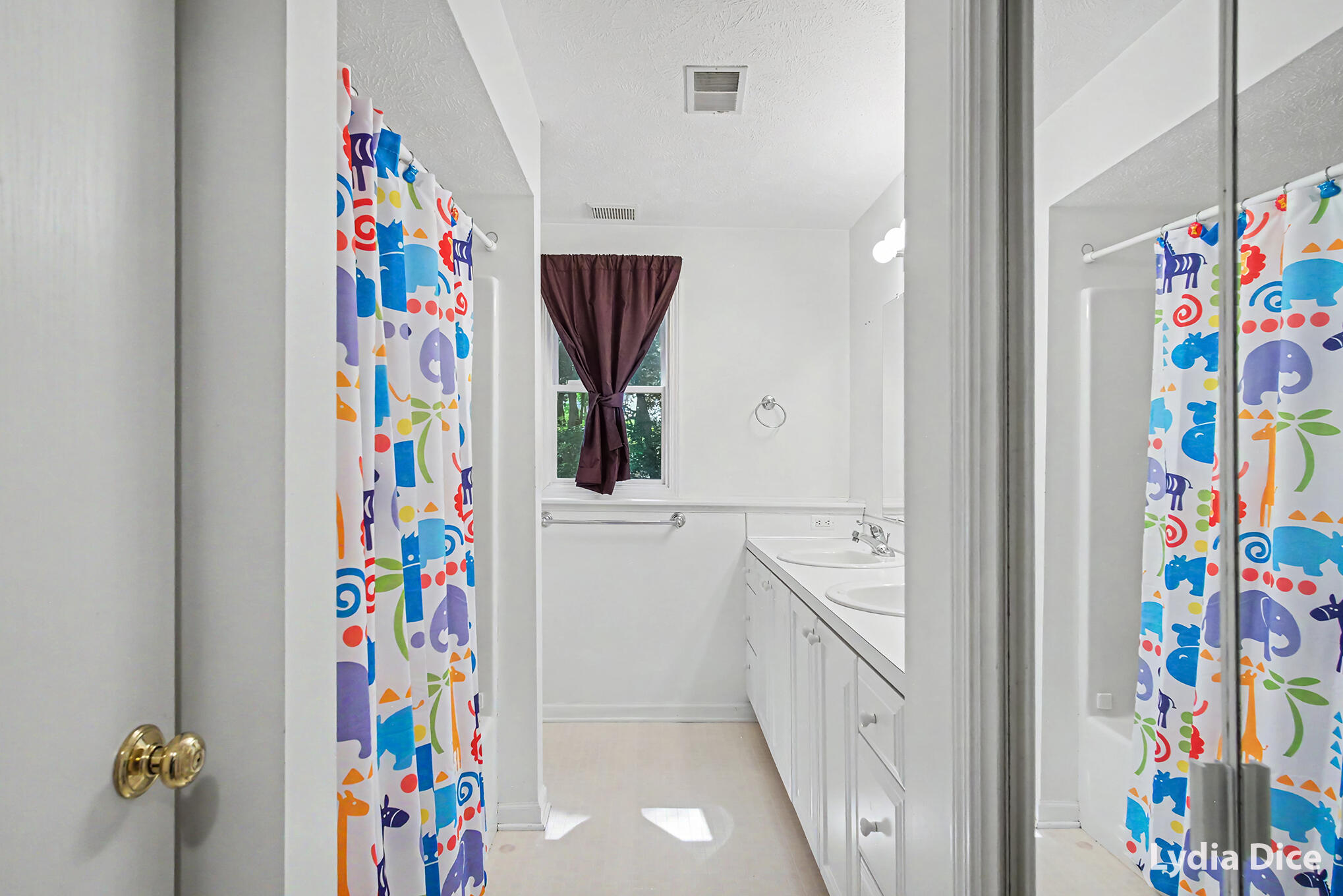 4282 Knapp Valley Court NE Grand Rapids MI 49525