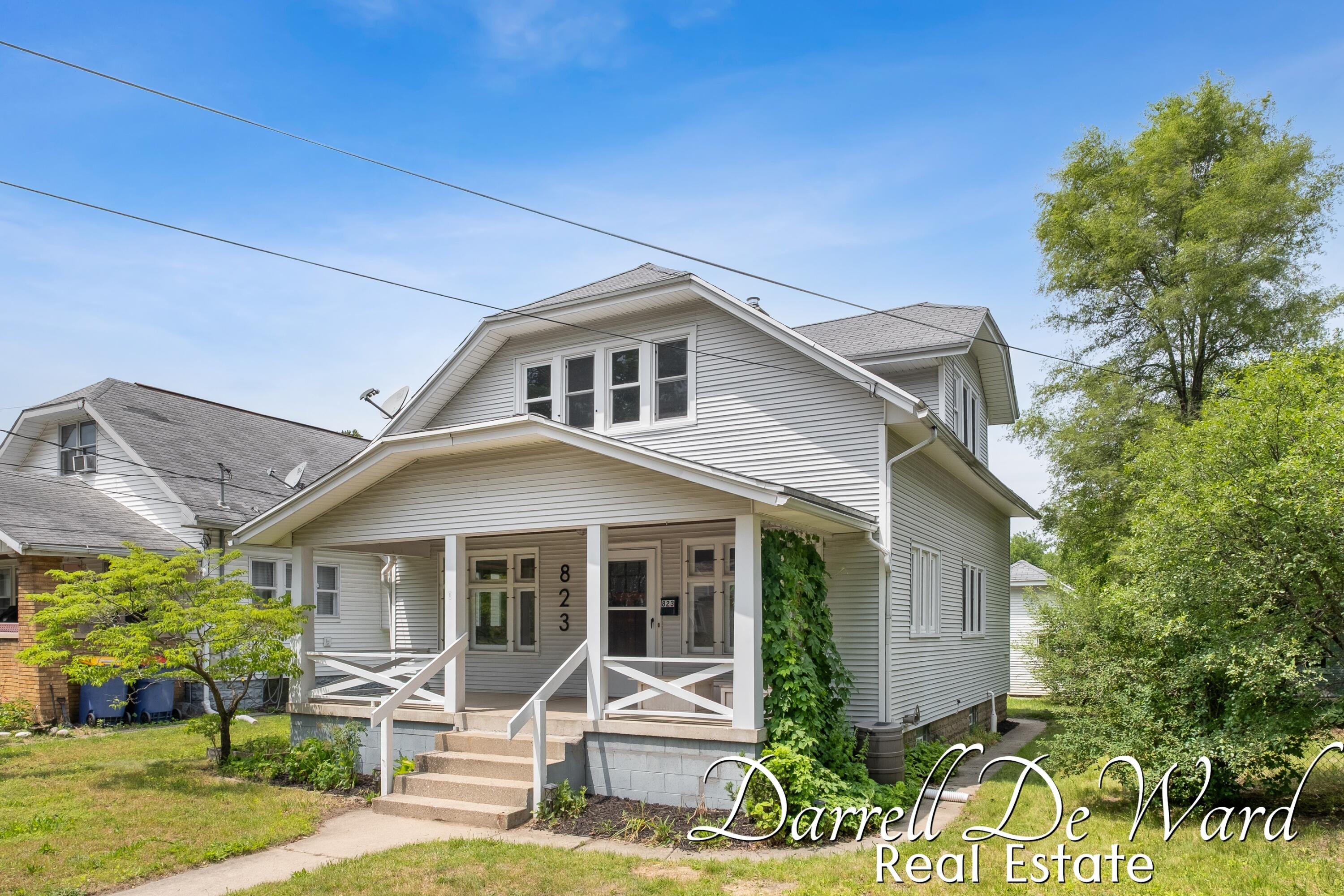 823 Webster Street NW Grand Rapids MI 49504